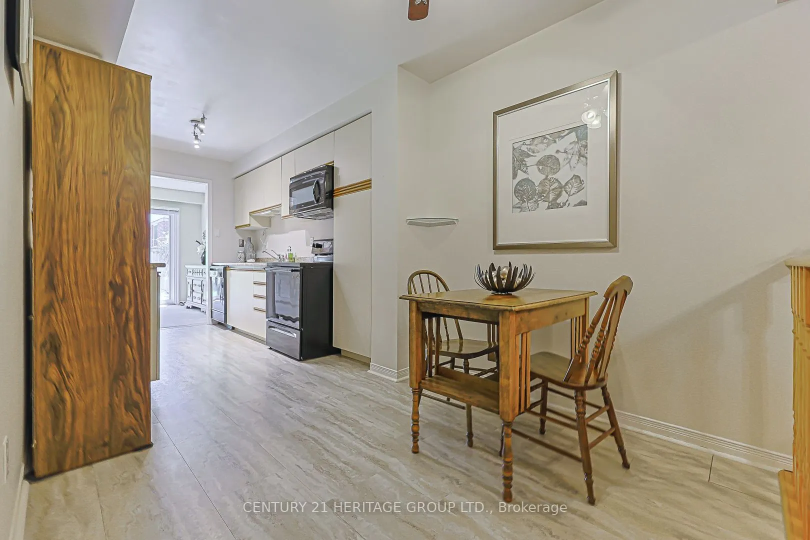 707 Caradonna Crescent #35