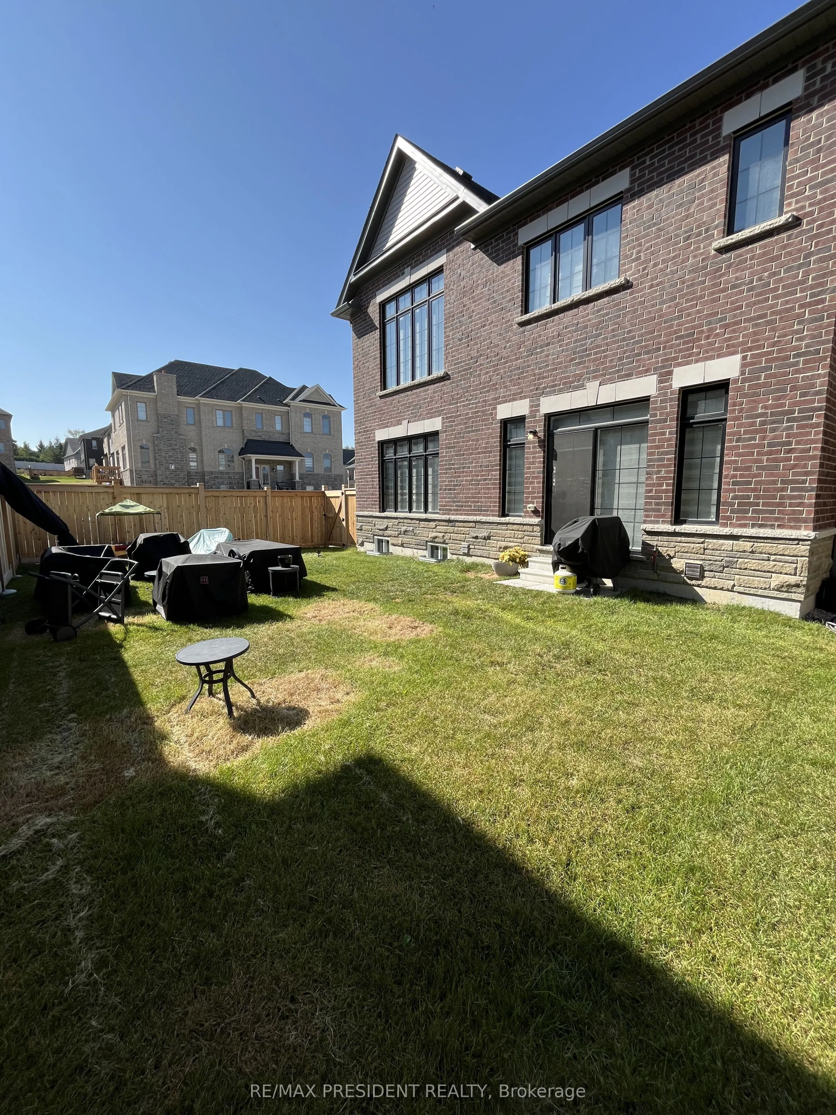 130 Wraggs Road