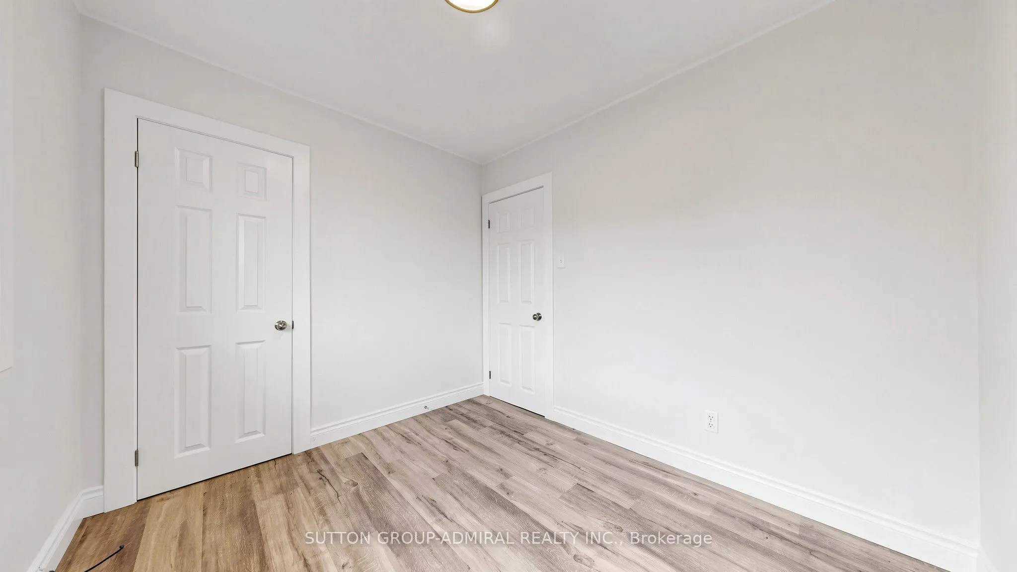 86 Newbury Drive