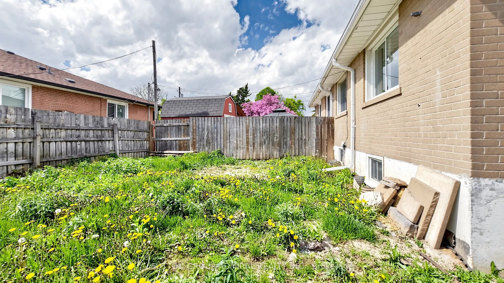 86 Newbury Drive