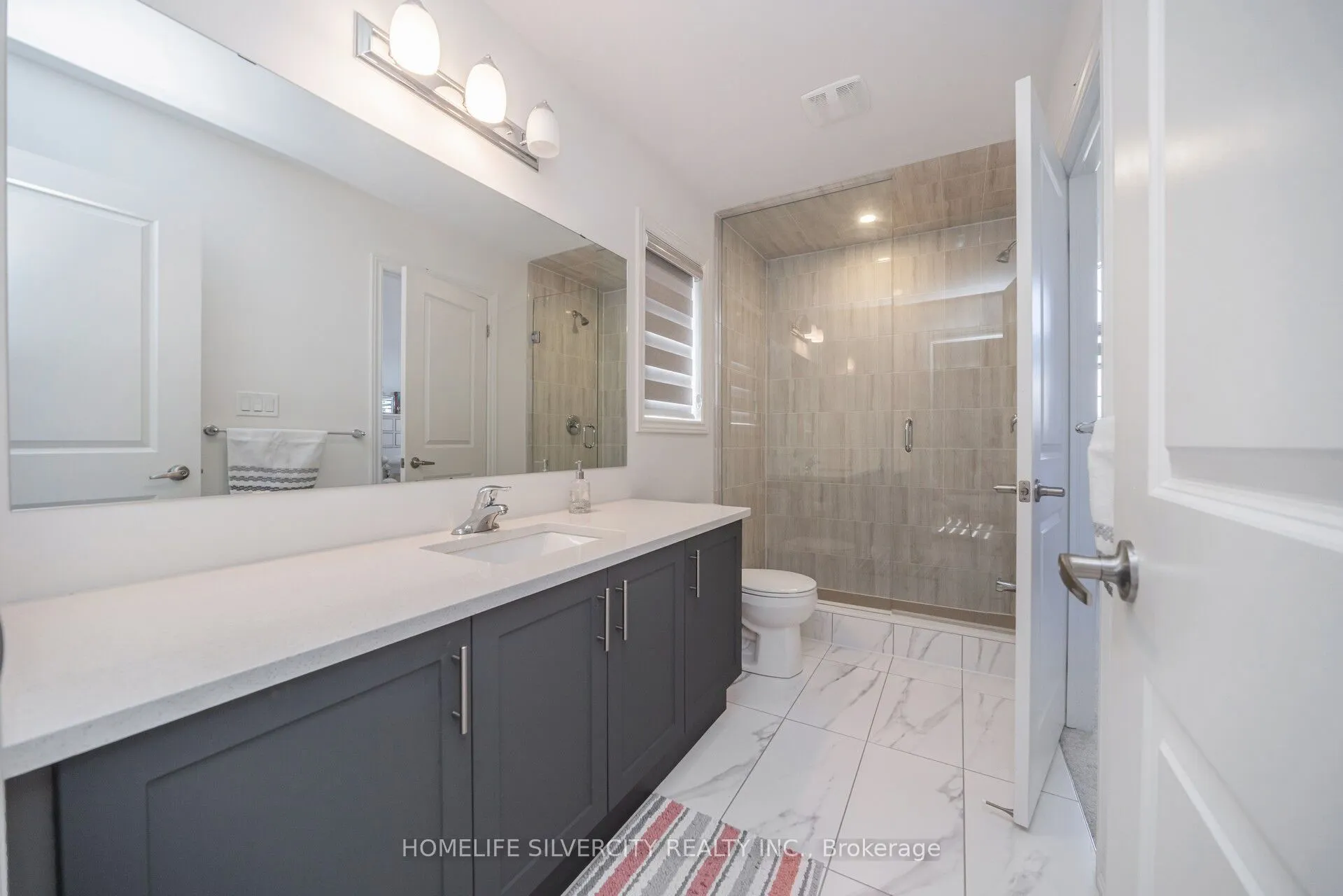 4 Sandhill Crescent