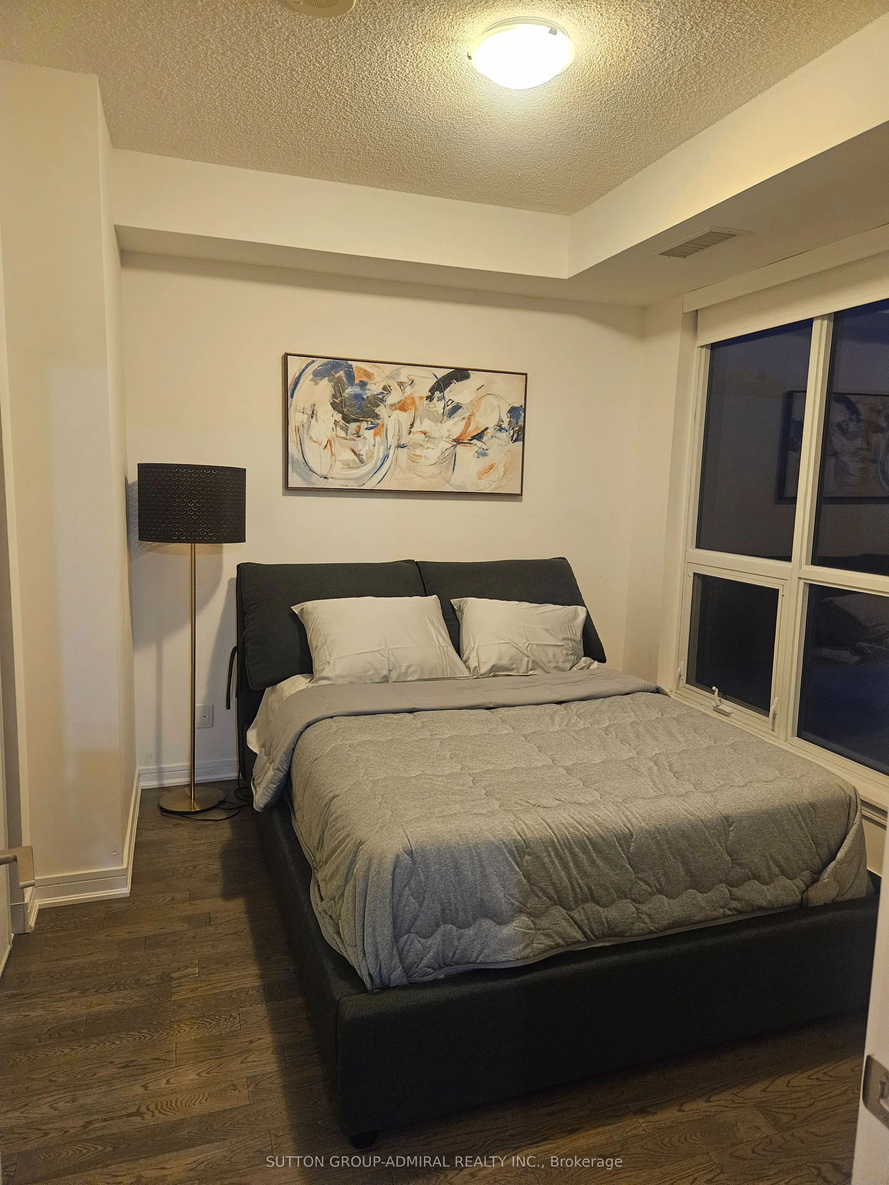 9199 Yonge Street #318