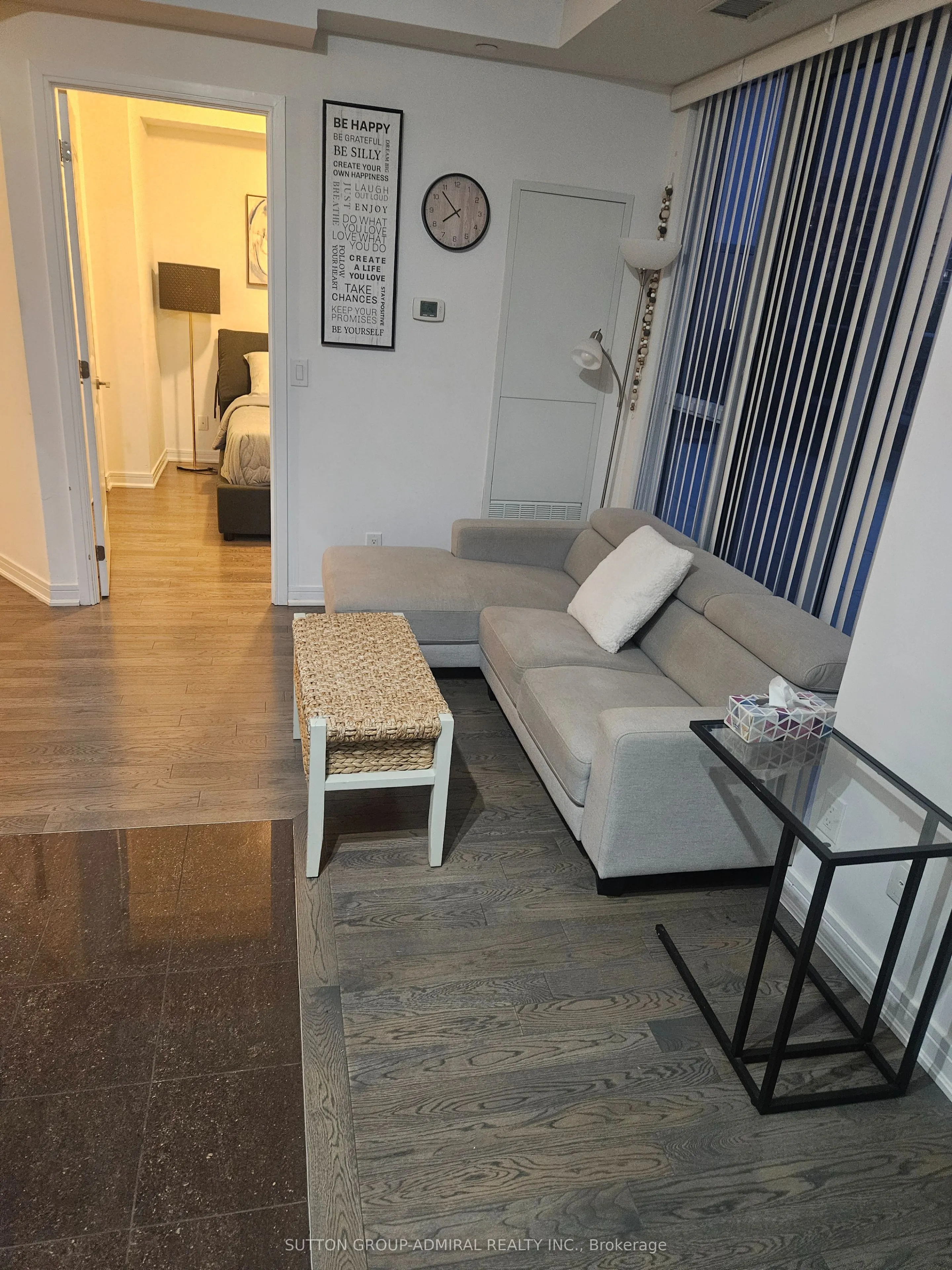9199 Yonge Street #318