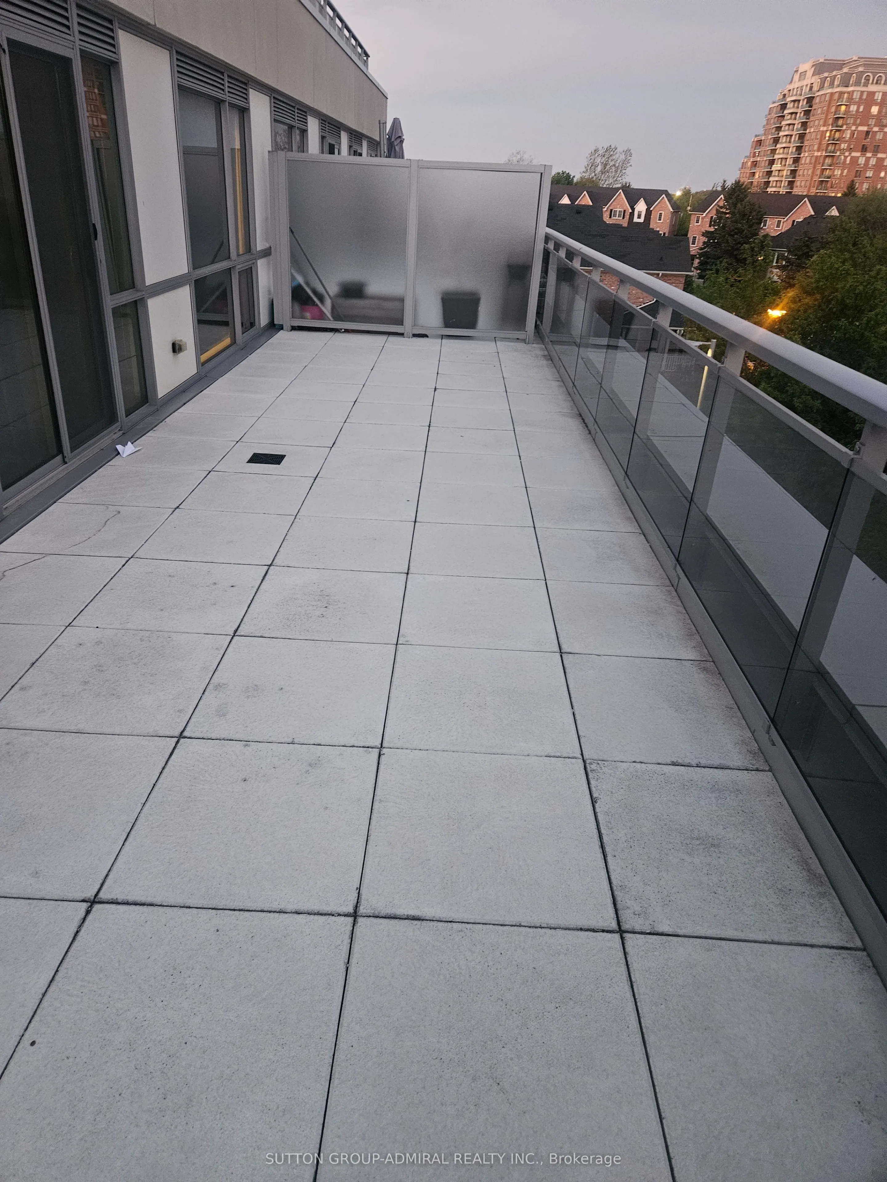 9199 Yonge Street #318