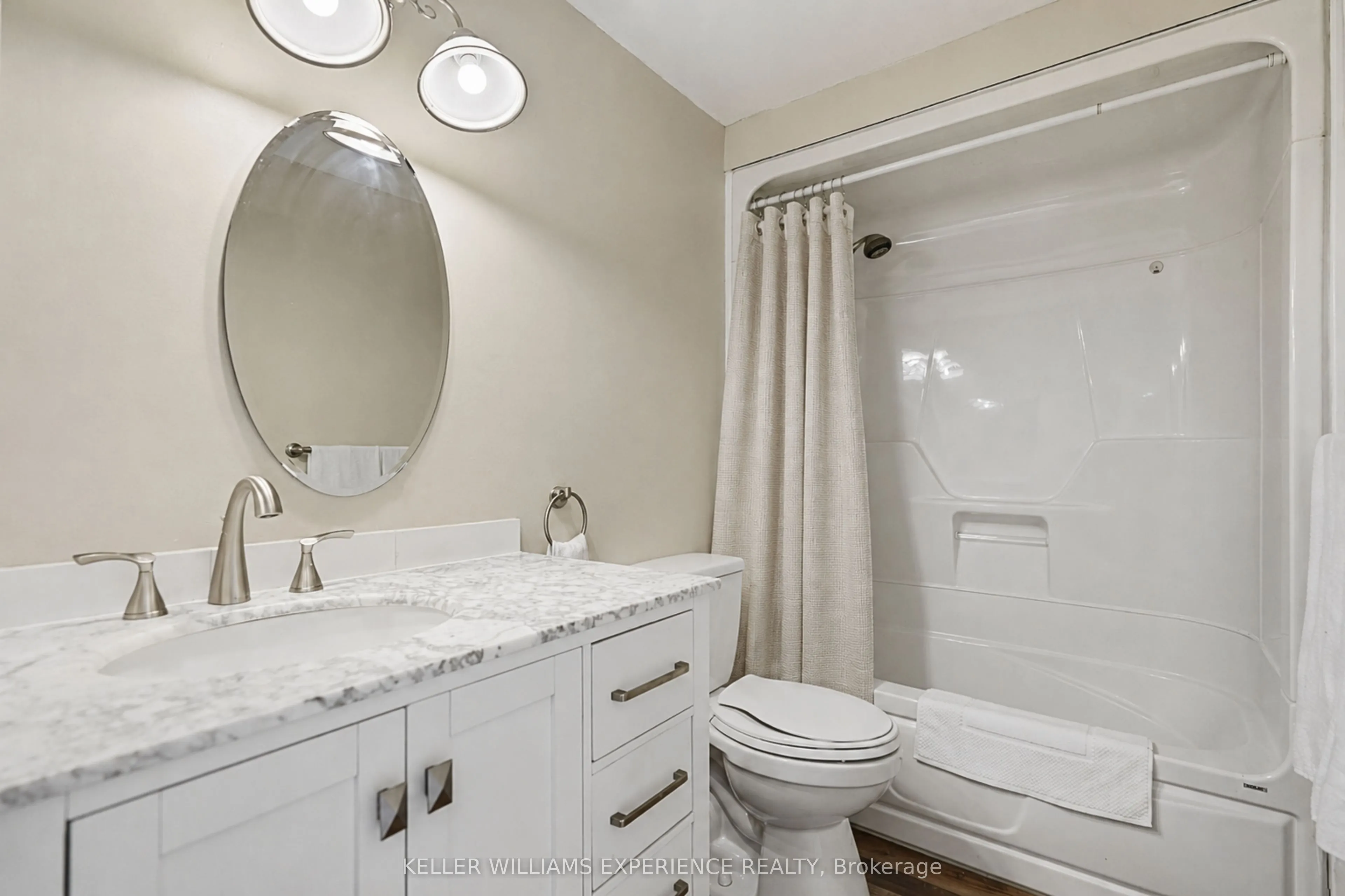 246 Tupper Boulevard #8