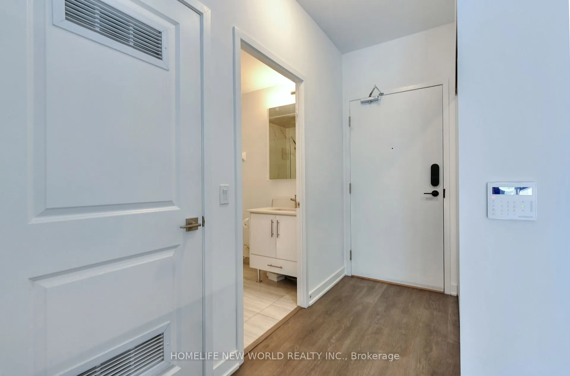85 Oneida Crescent #811