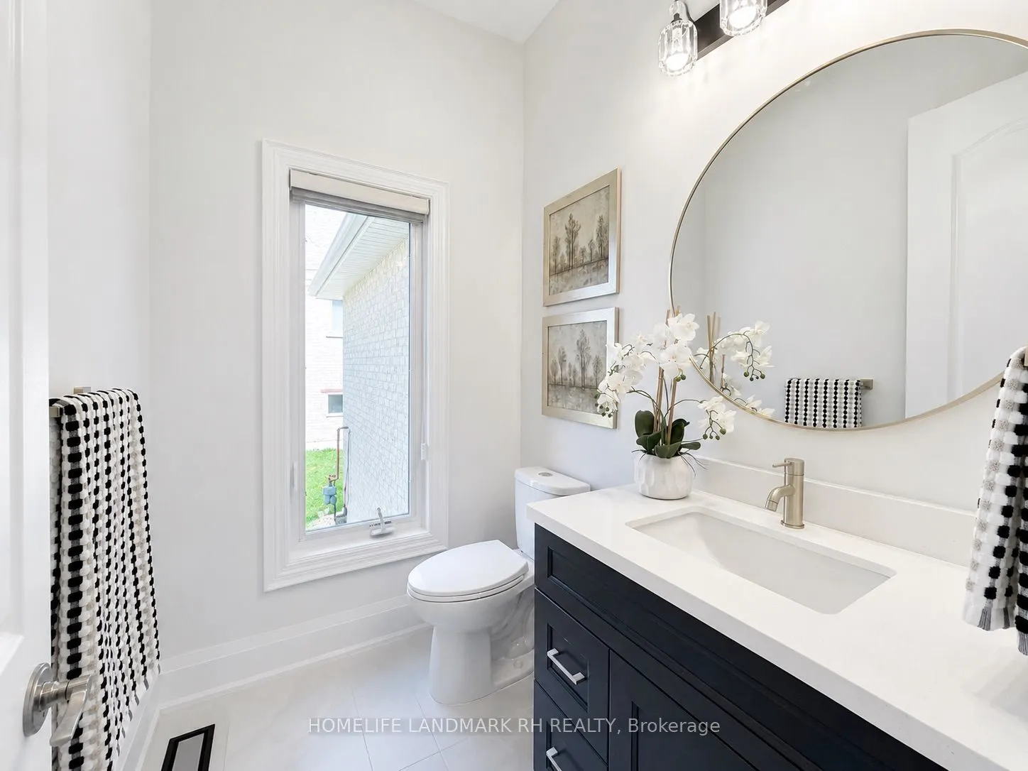 385 Kennedy Street W