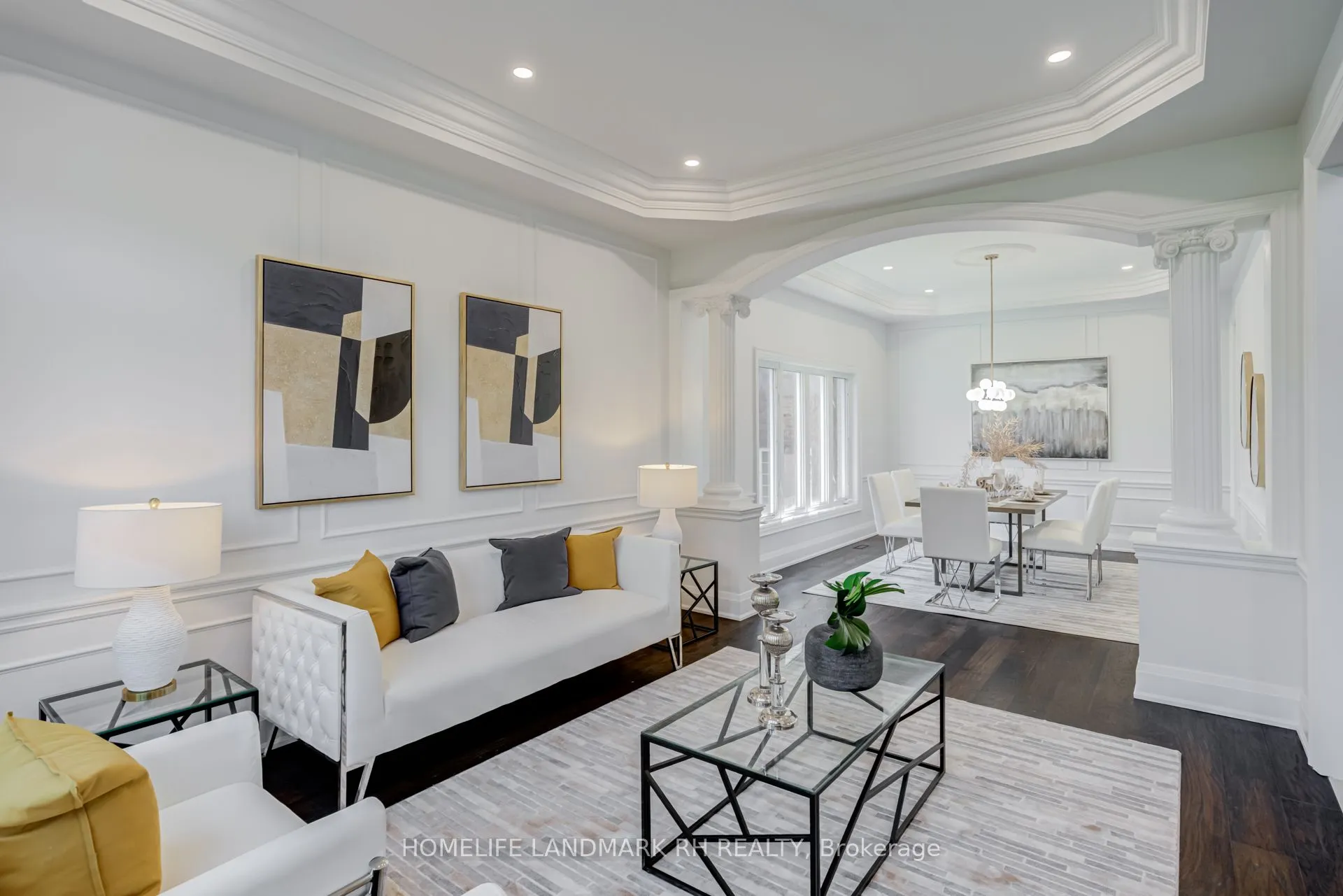 385 Kennedy Street W