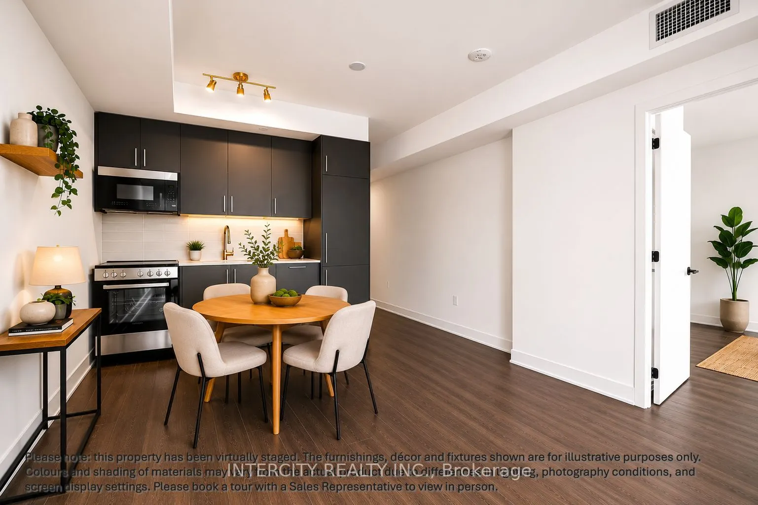 2075 King Road #215