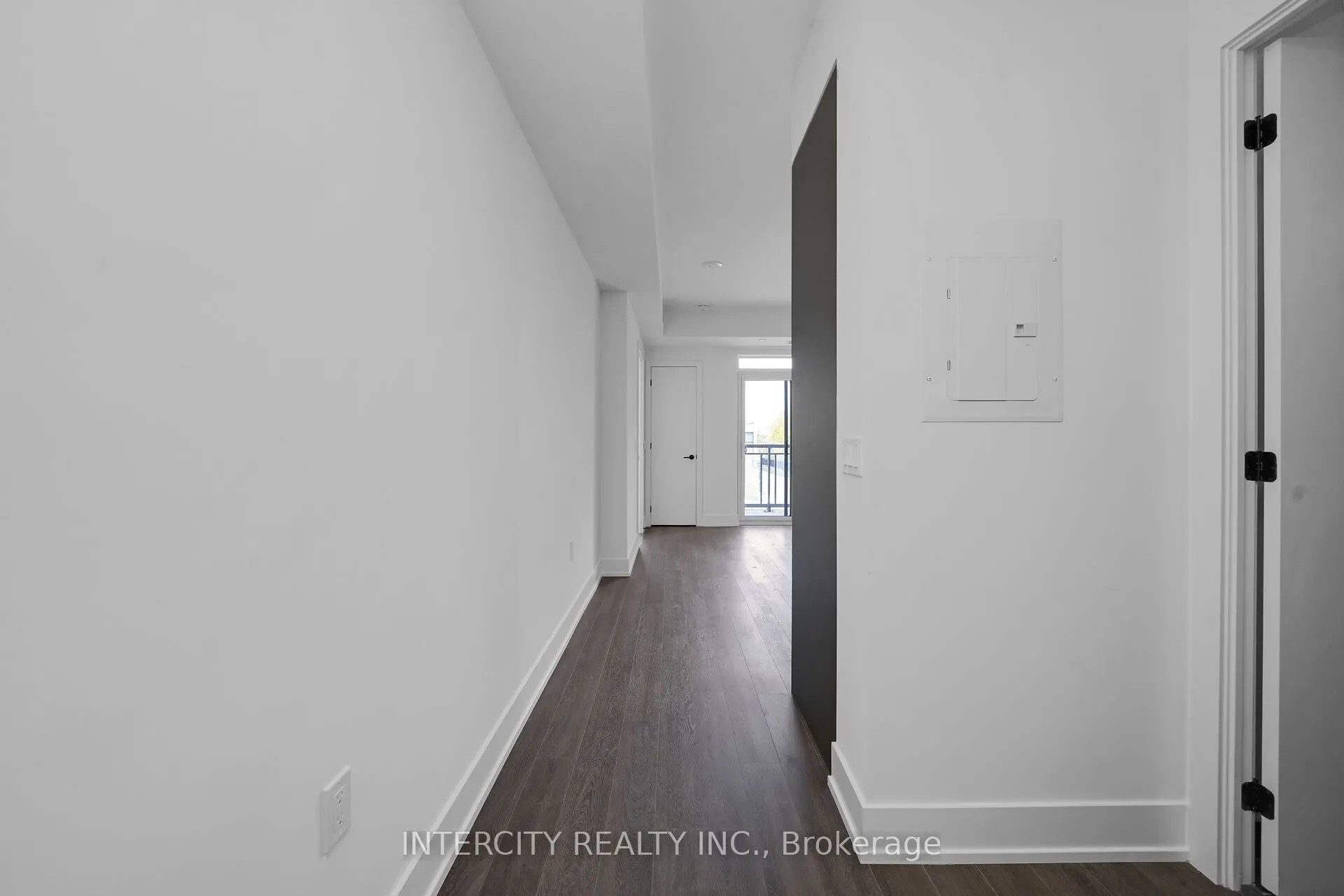 2075 King Road #215