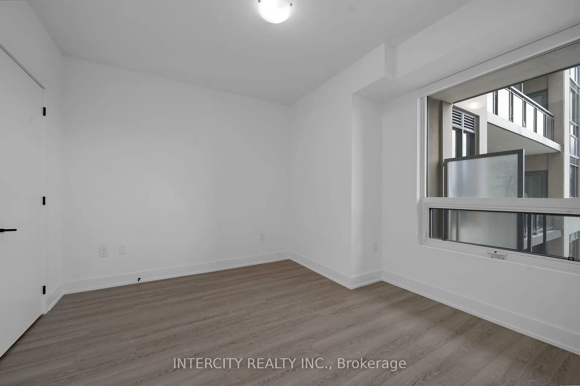 2075 King Road #312