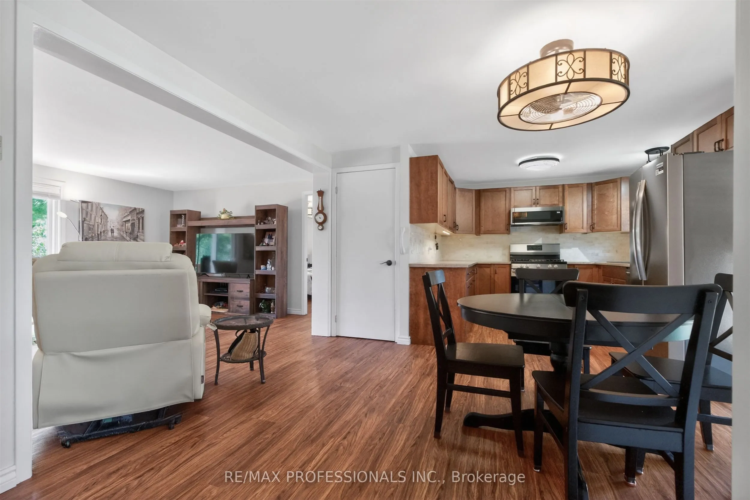 7 Tamarack Court