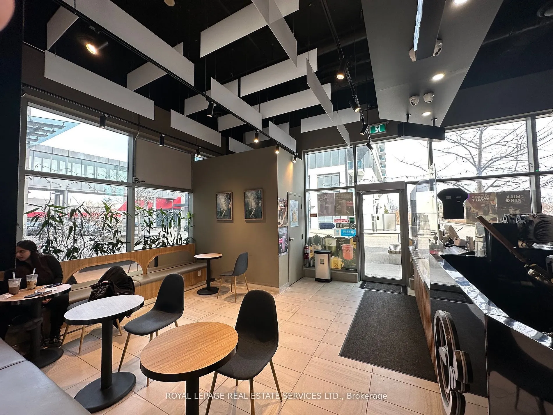 7163 Yonge Street #101