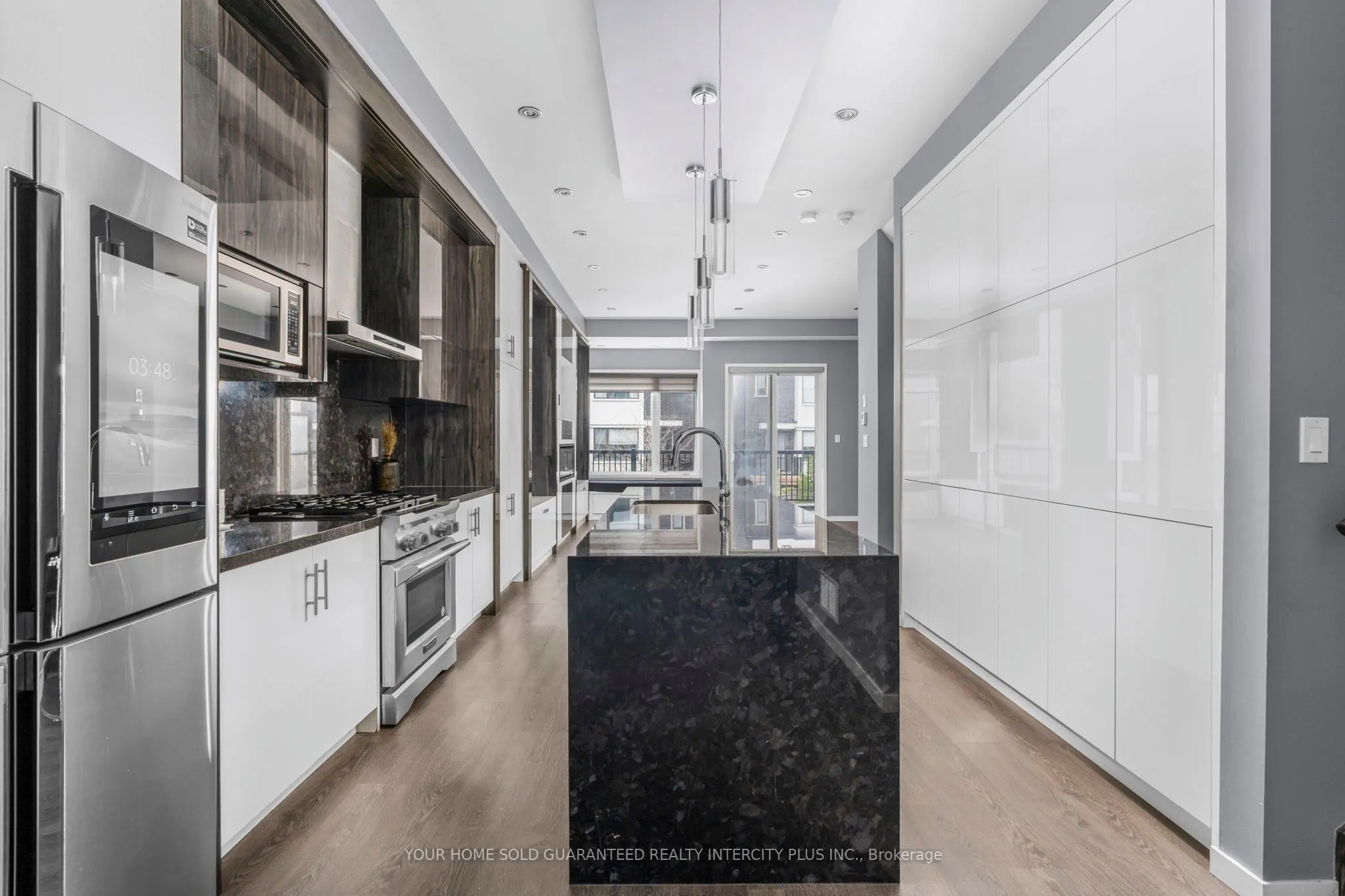 3910 Major Mackenzie Drive