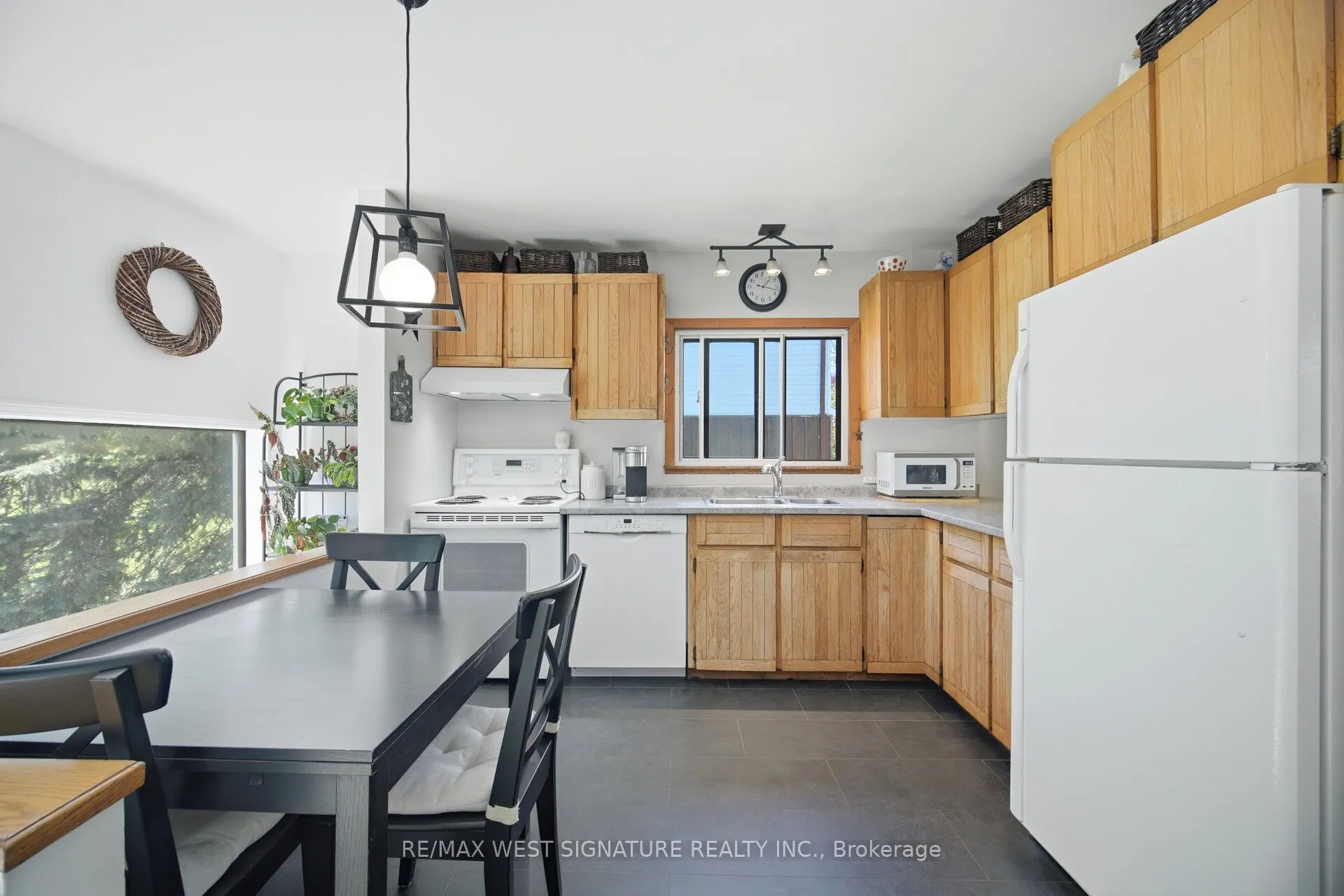 17 Faris Avenue