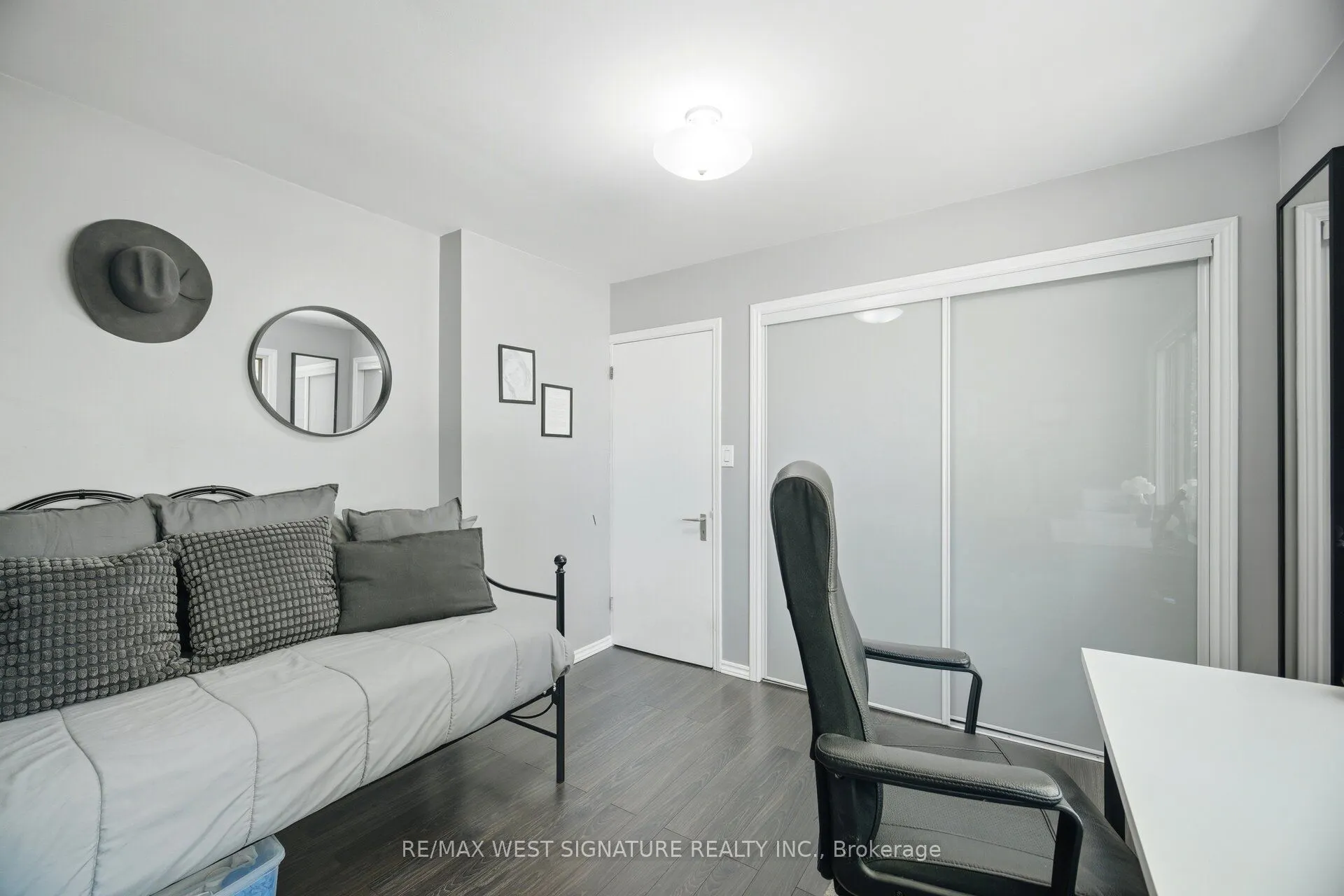 17 Faris Avenue