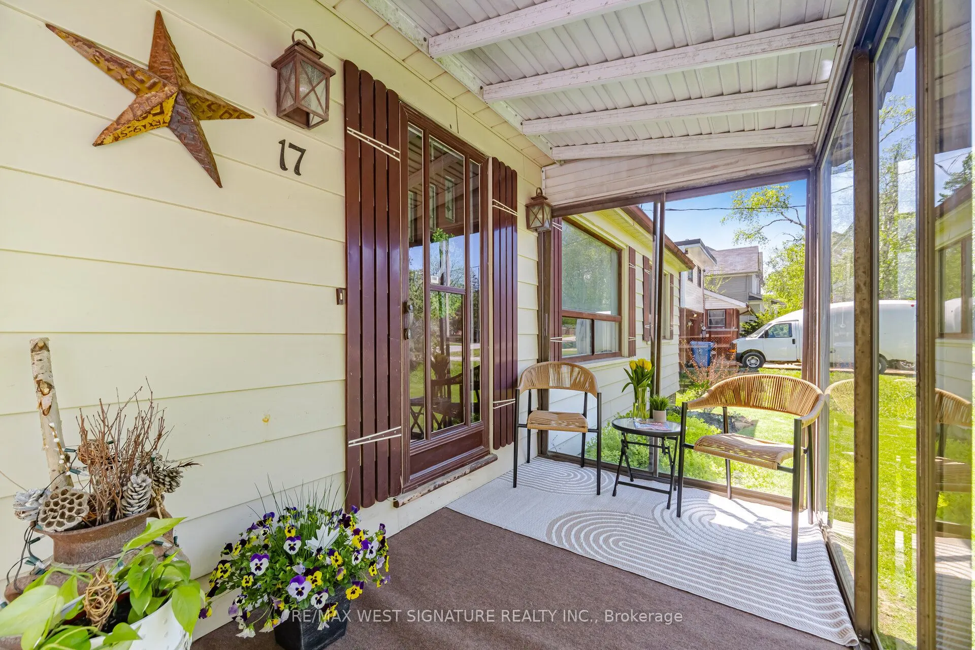 17 Faris Avenue