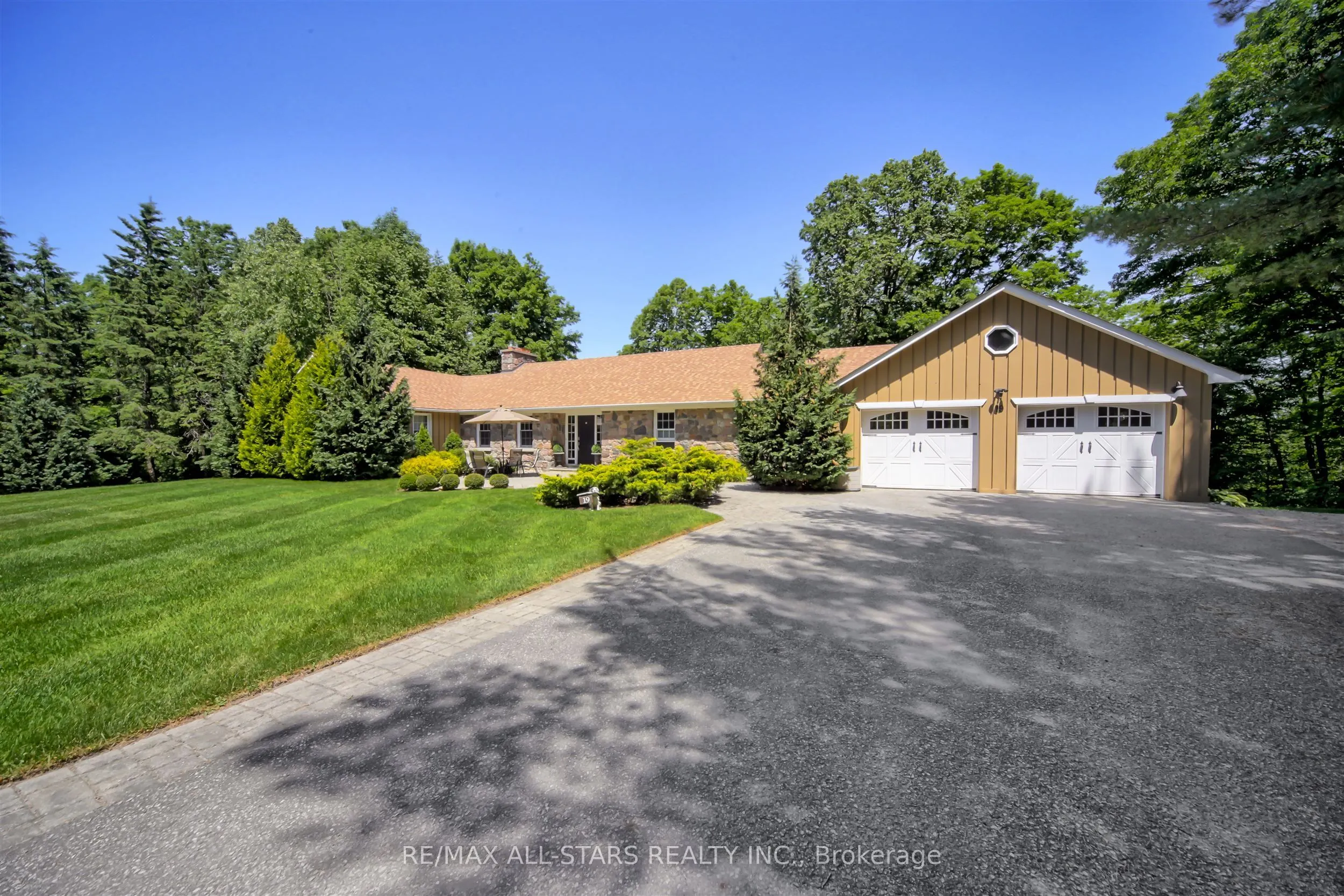 19 Bristol Sands Crescent