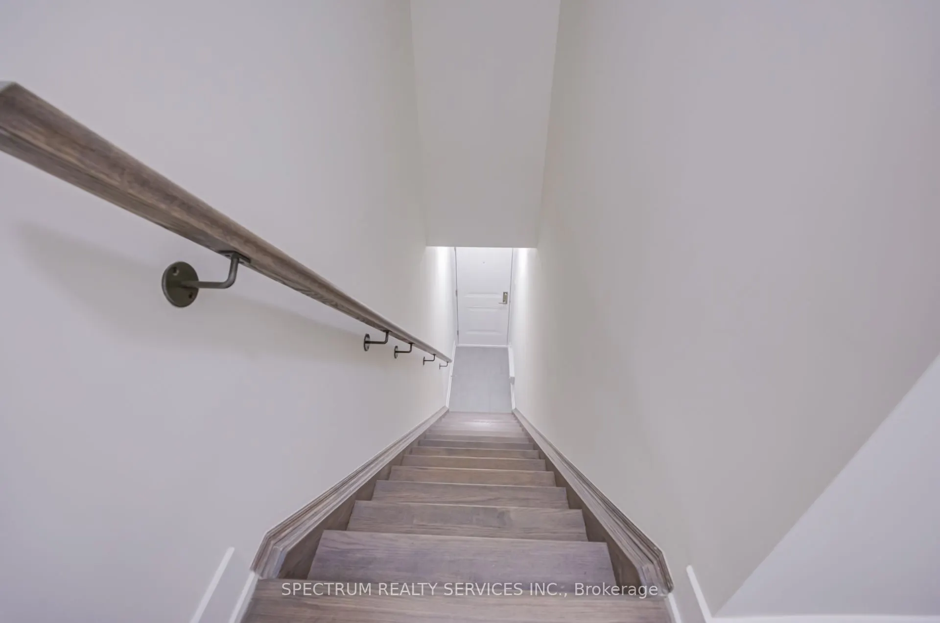 7 Phelps Lane #3