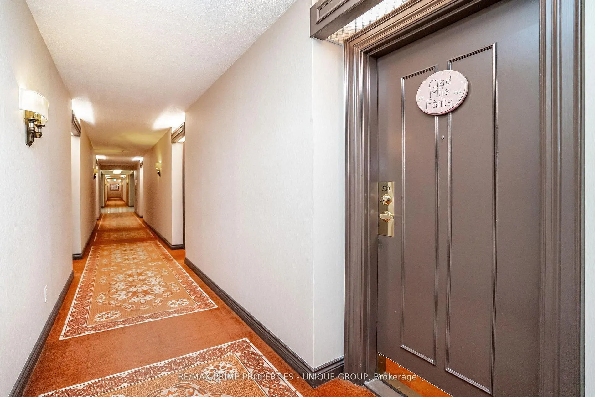 33 Weldrick Road E #209