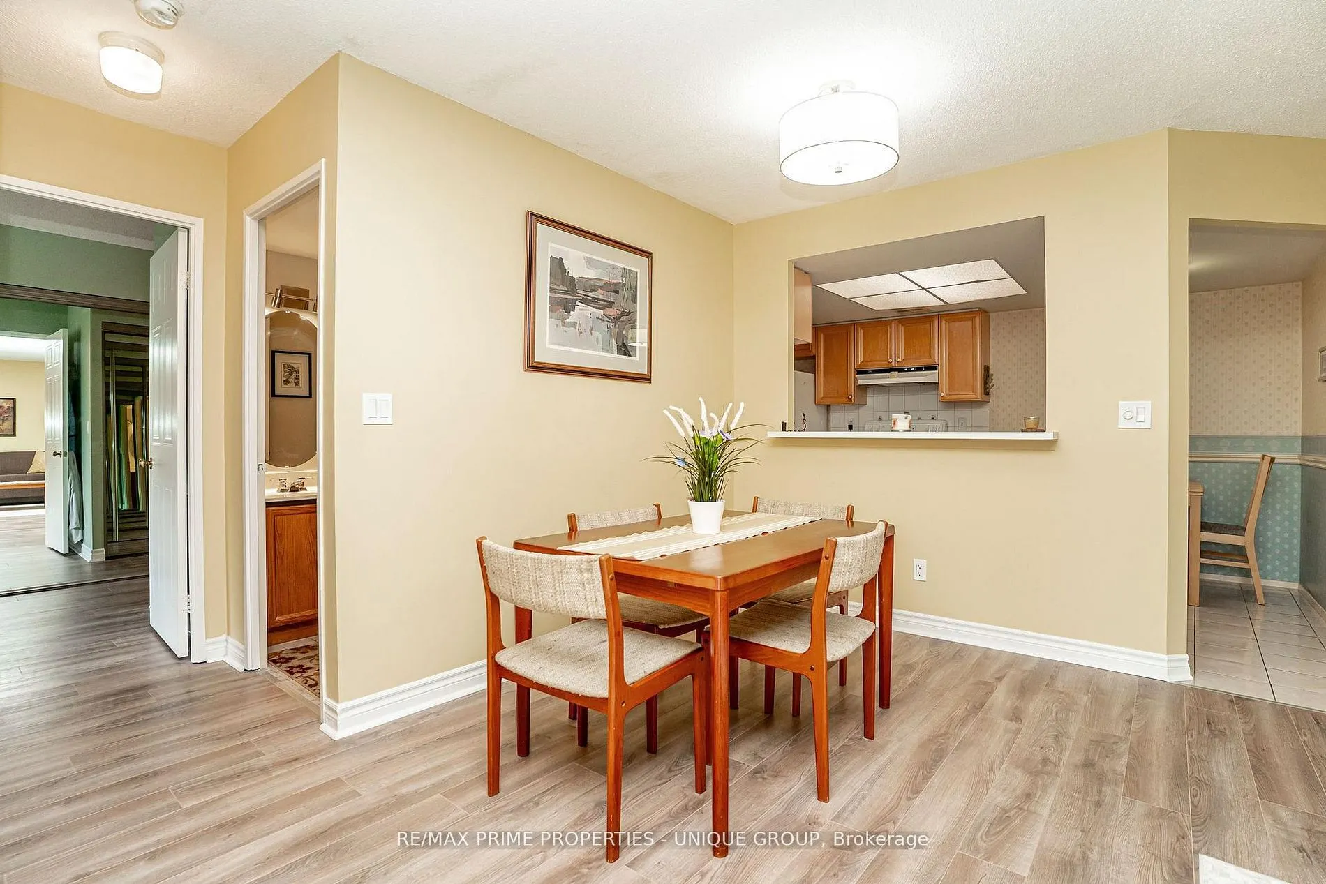 33 Weldrick Road E #209