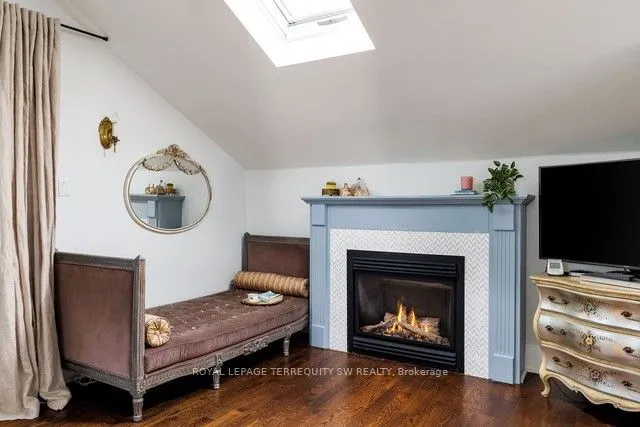 41 Kennedy Street W