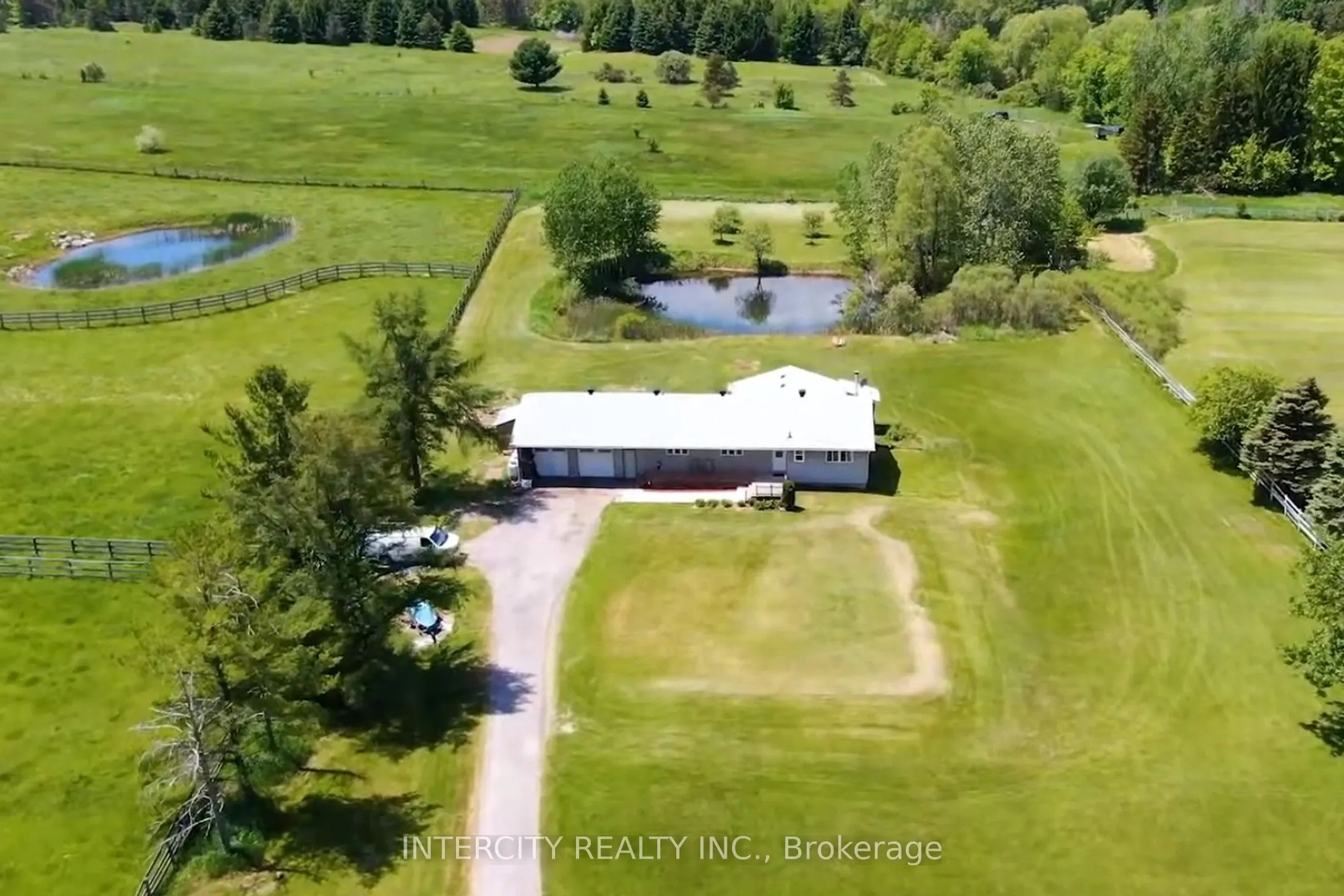 2076 15th Side Road