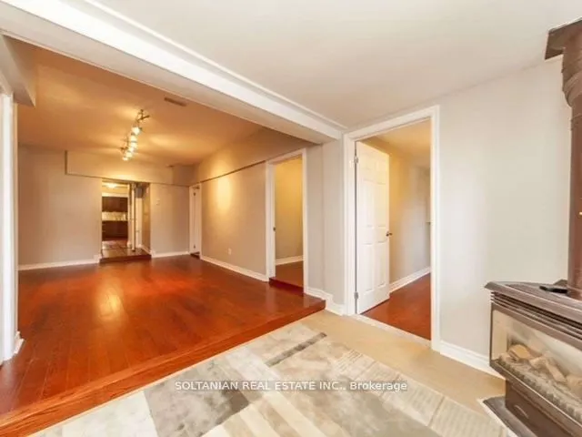 257 Parkwood Avenue