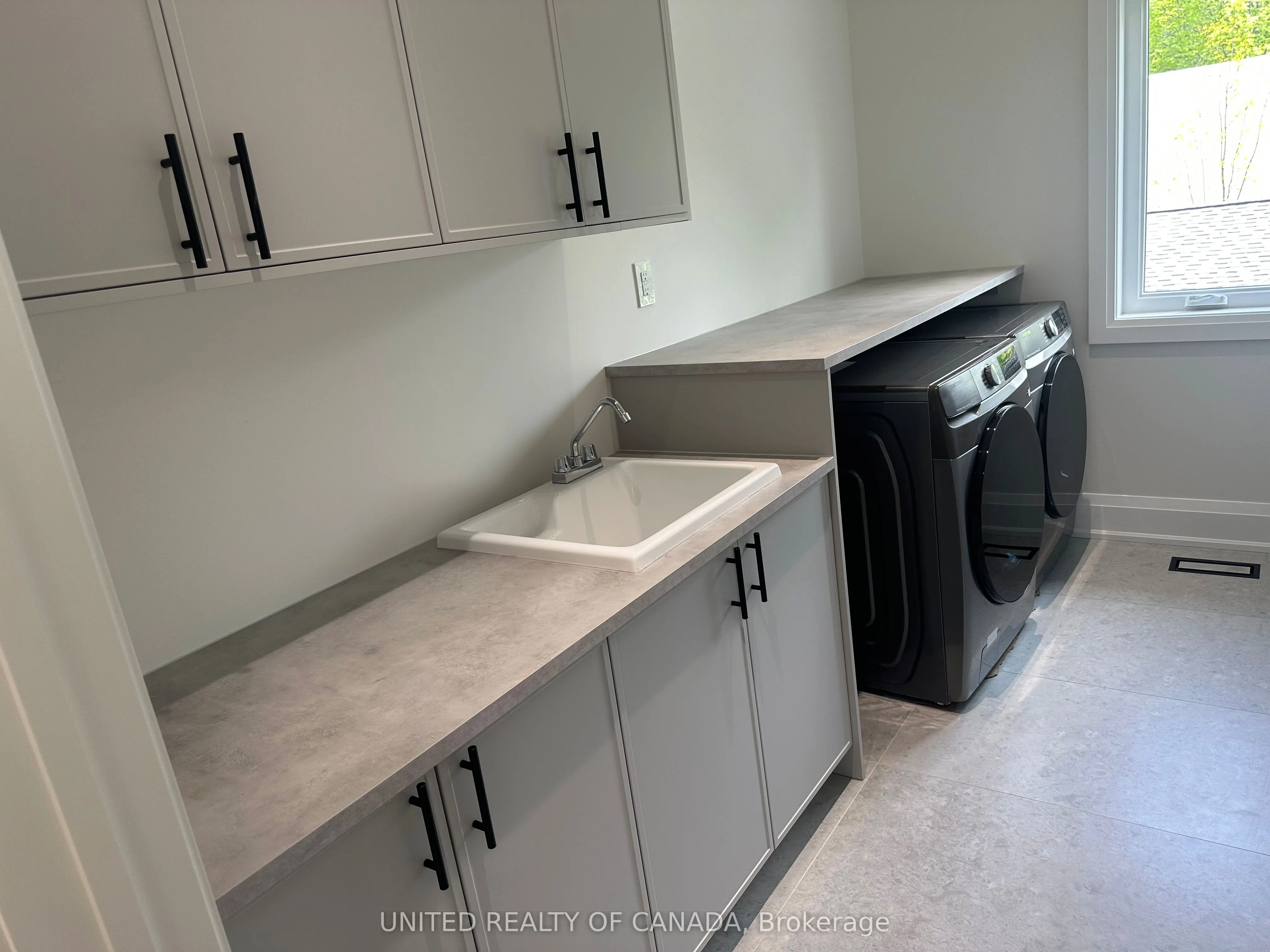 5 Cedar Crescent