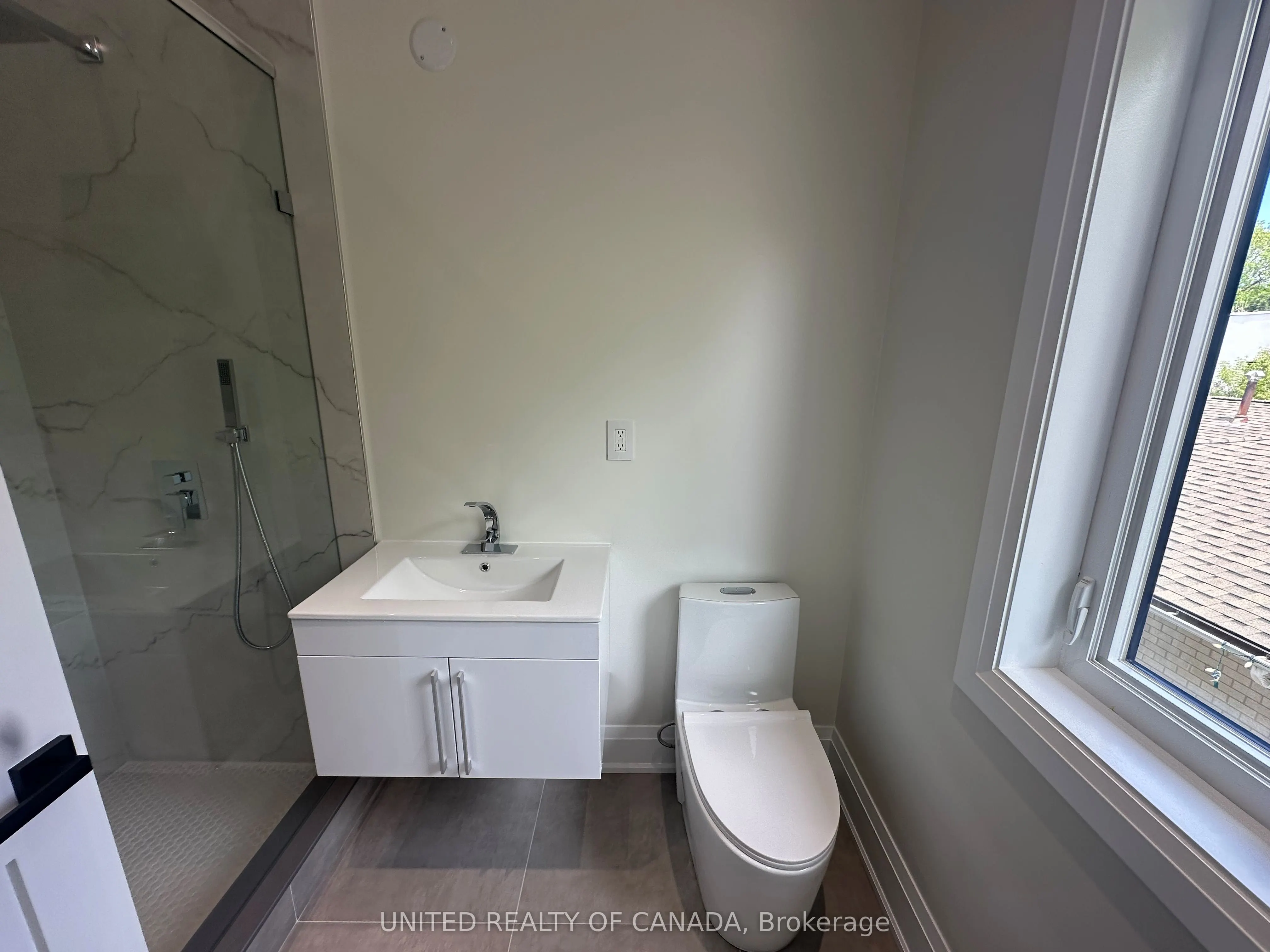 5 Cedar Crescent