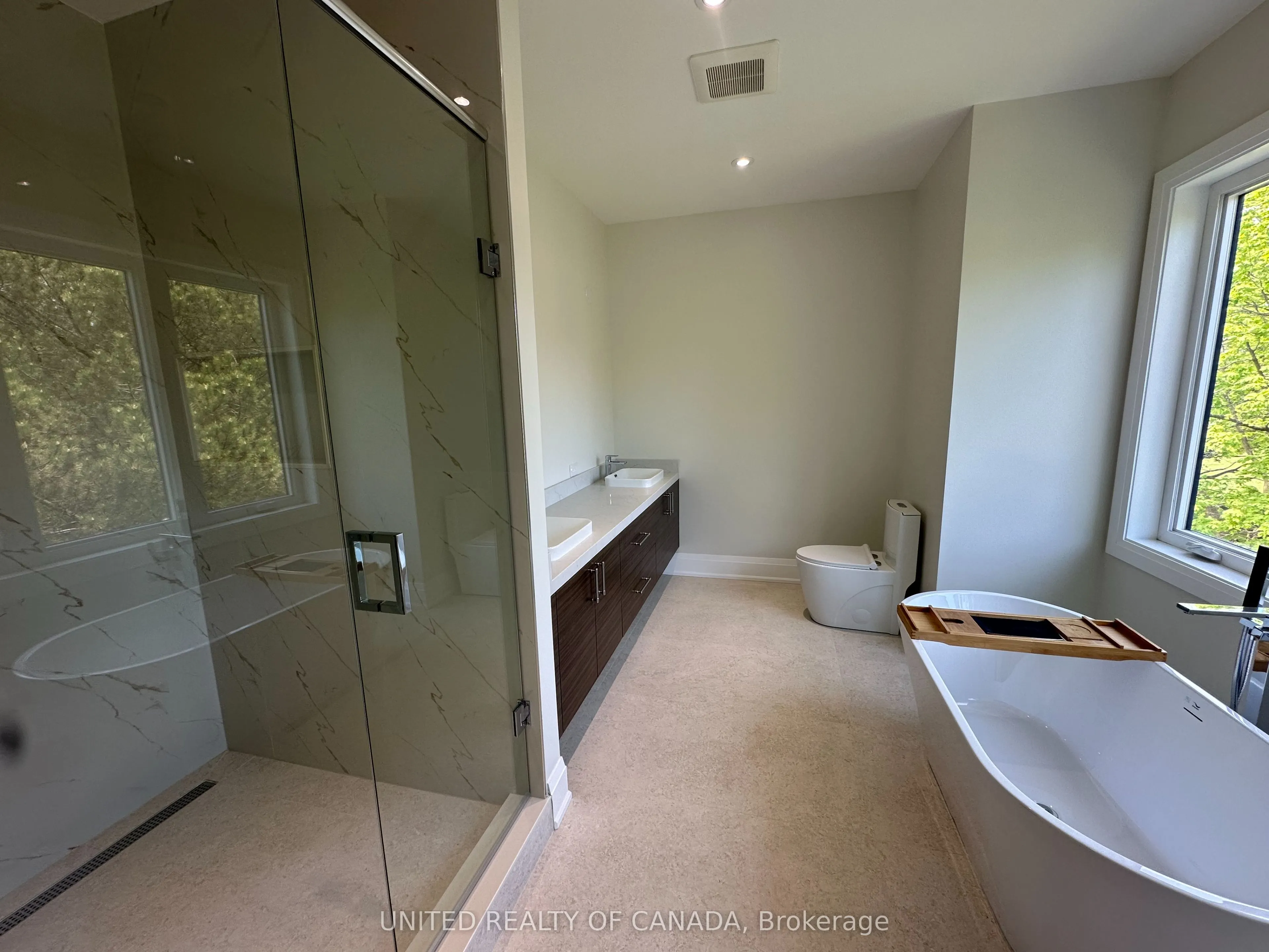 5 Cedar Crescent