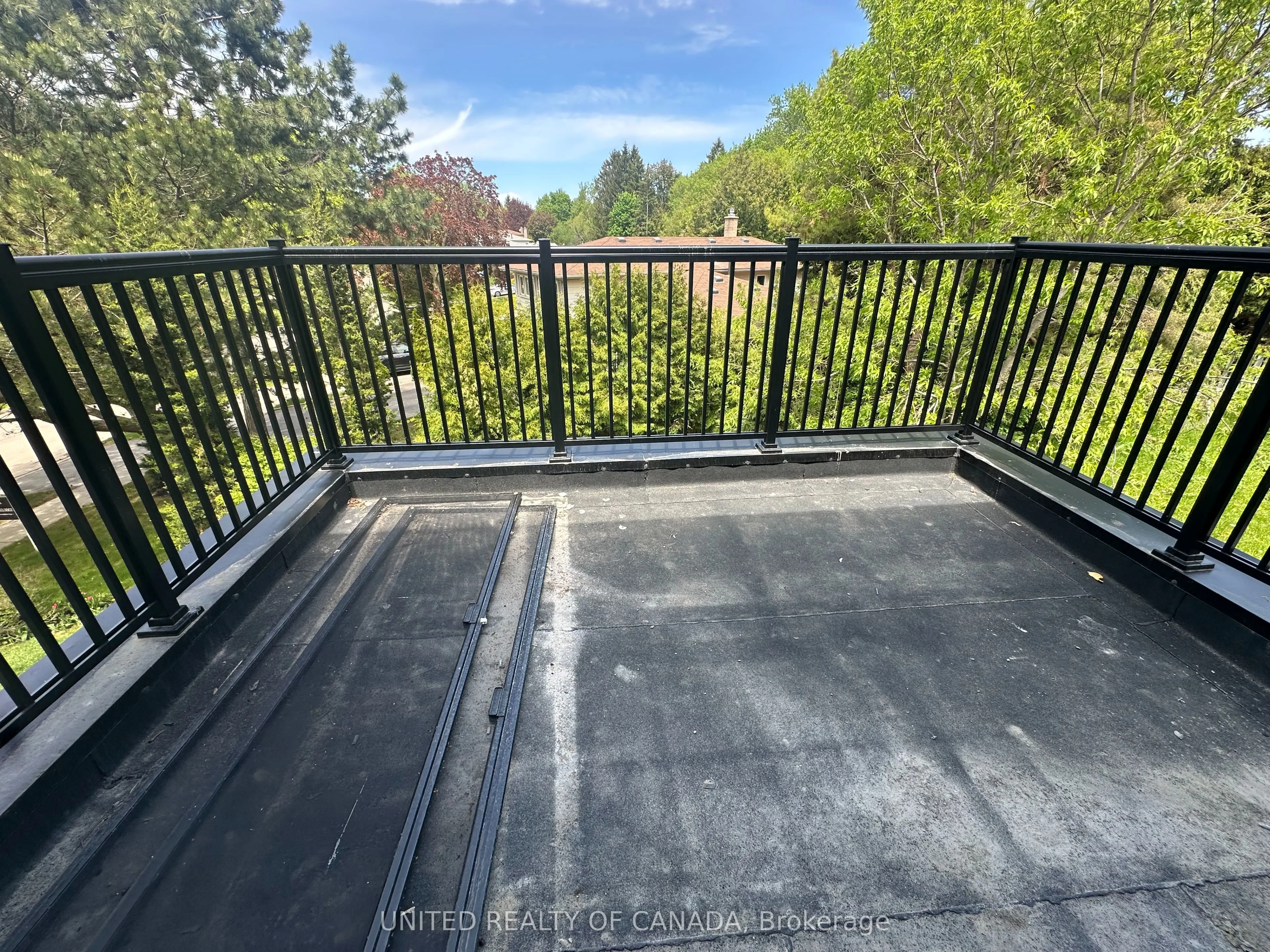 5 Cedar Crescent