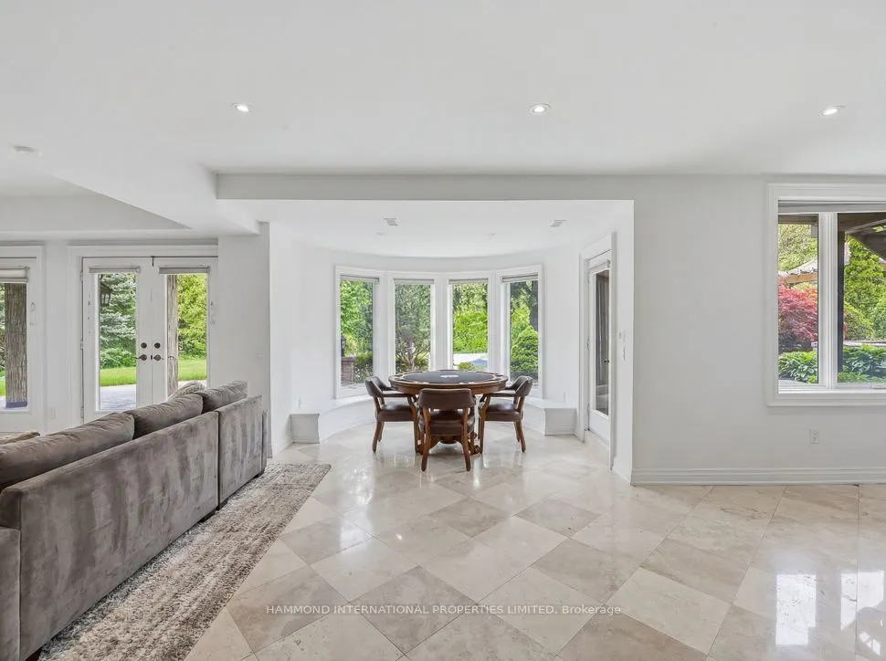 40 Maryvale Crescent