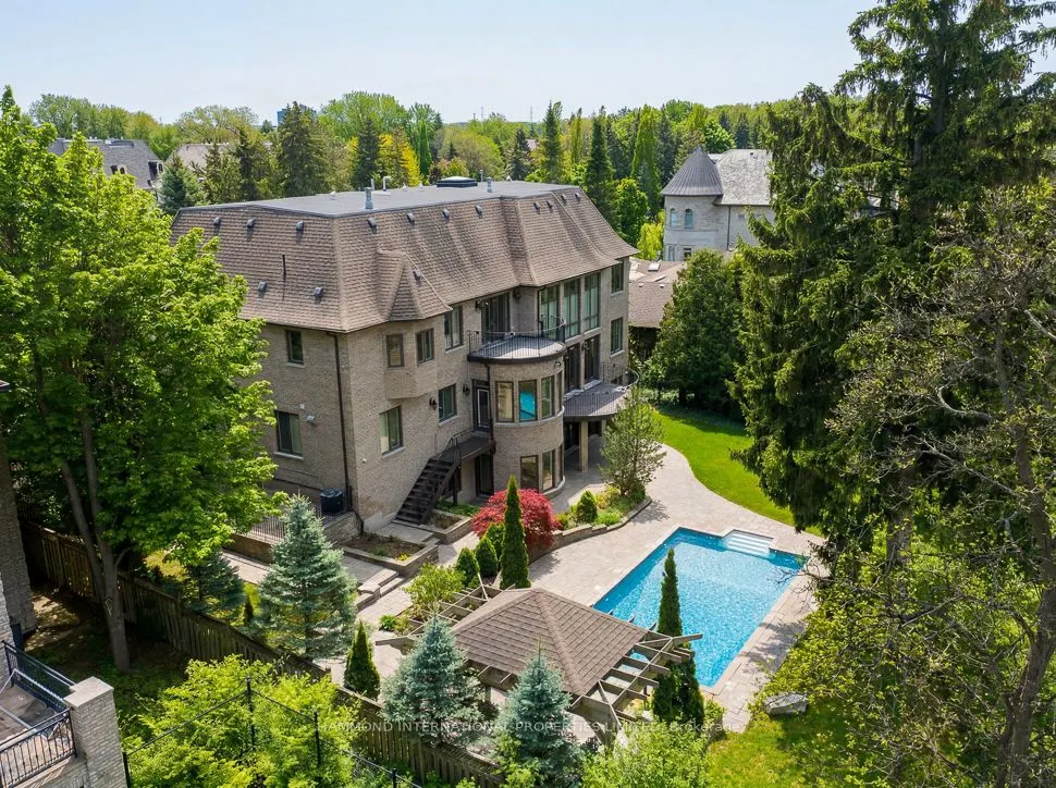 40 Maryvale Crescent