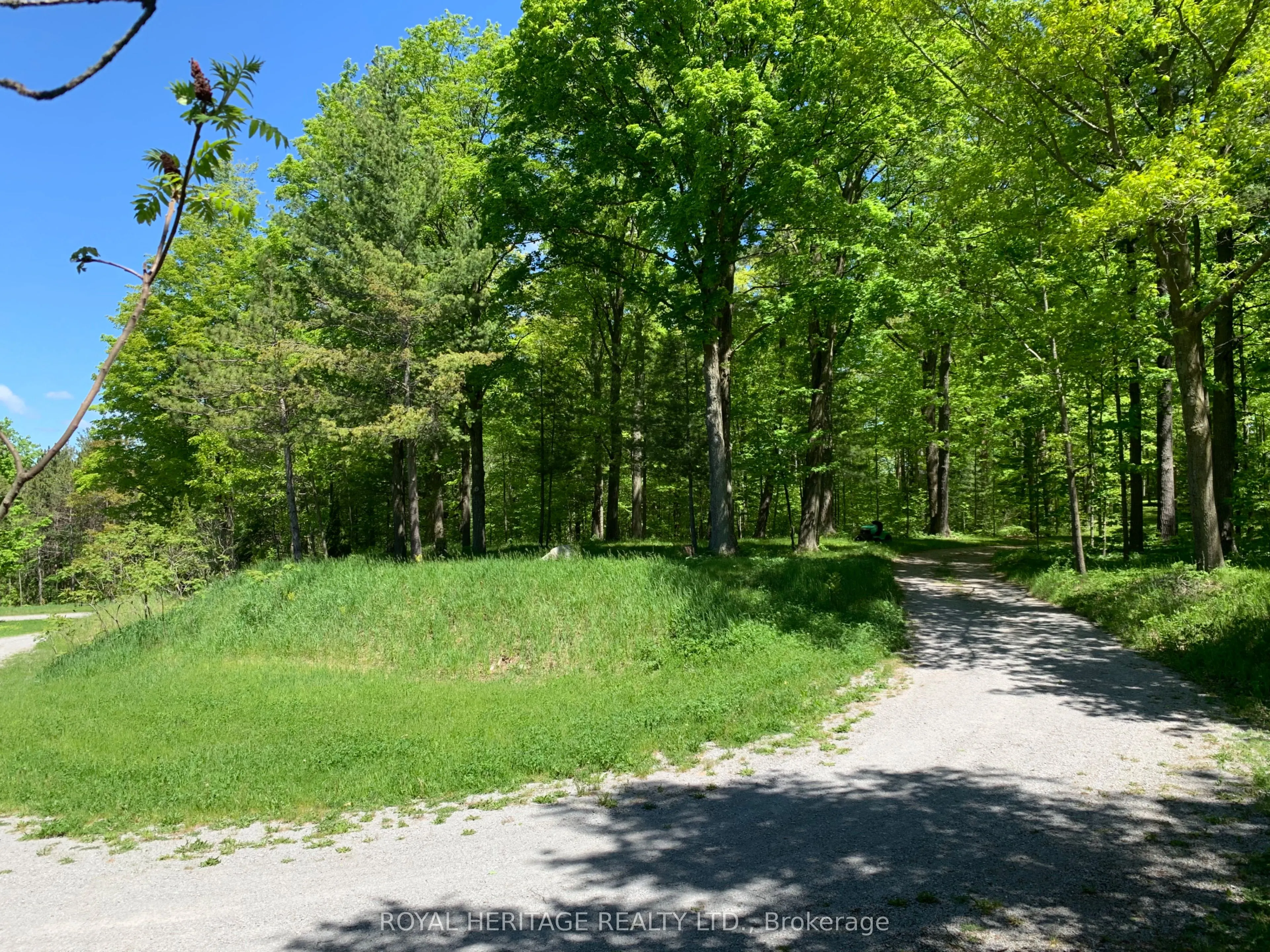 6677 CONCESSION 2 Road