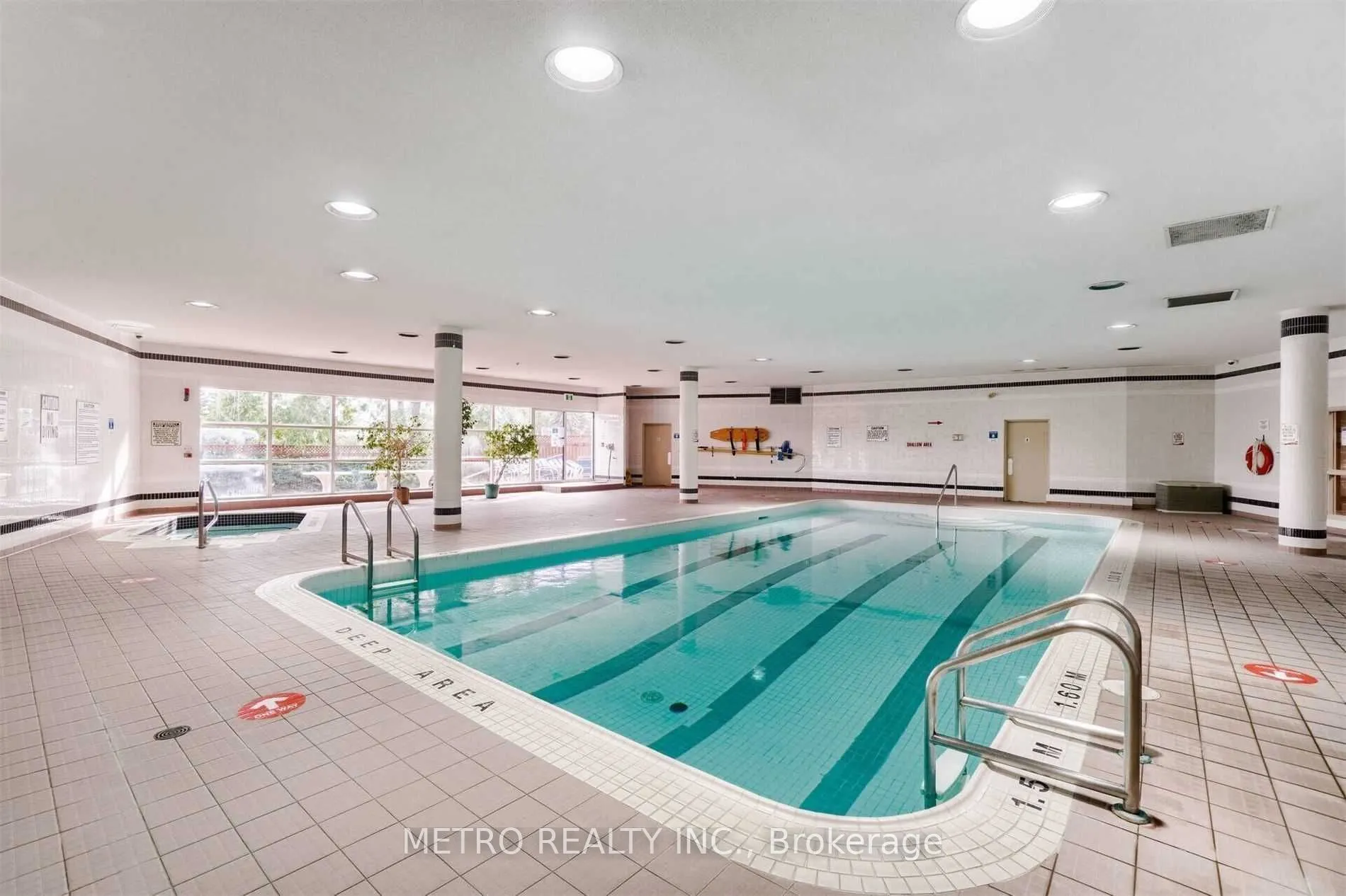 30 Harding Boulevard #706