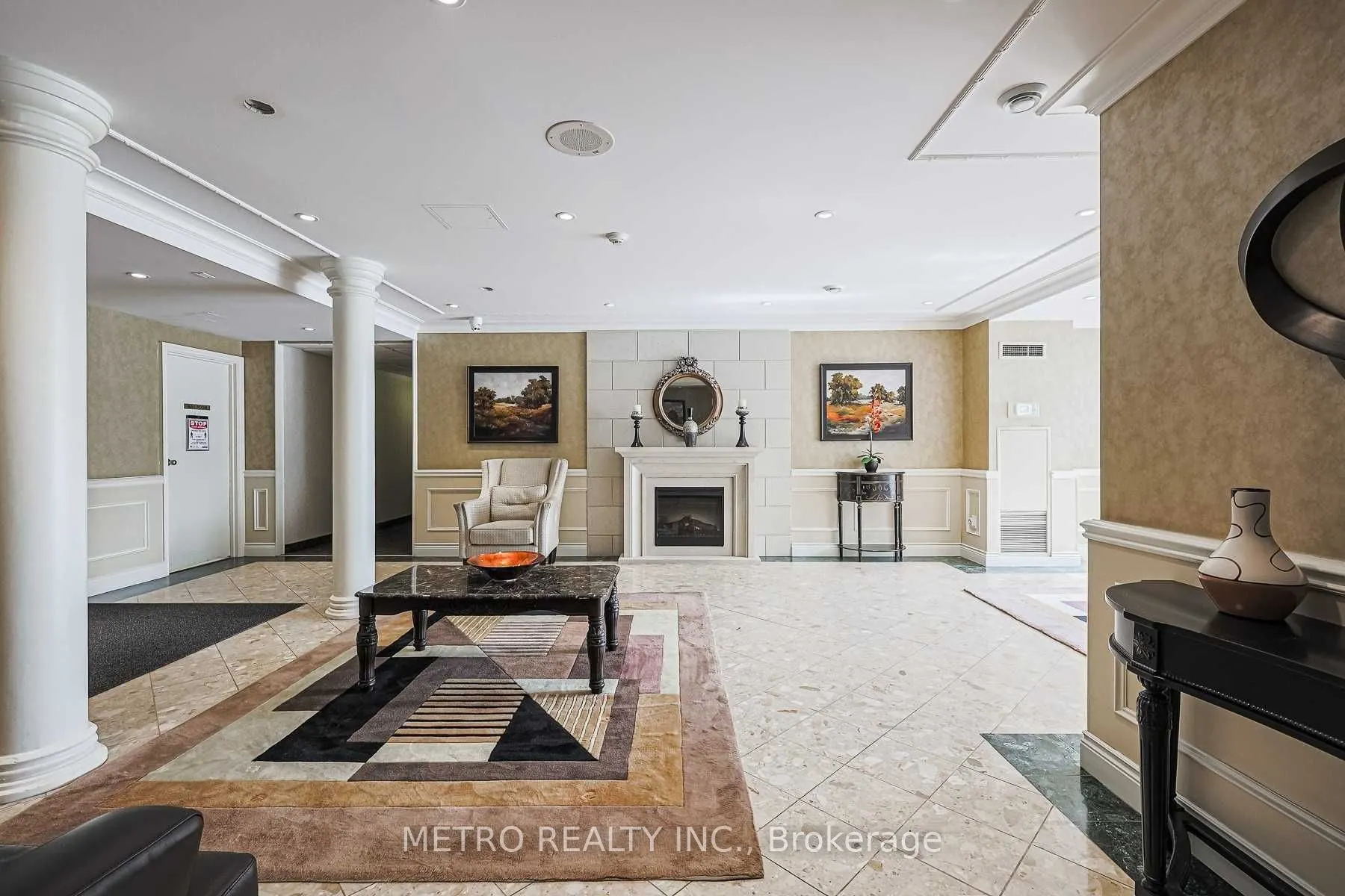 30 Harding Boulevard #706