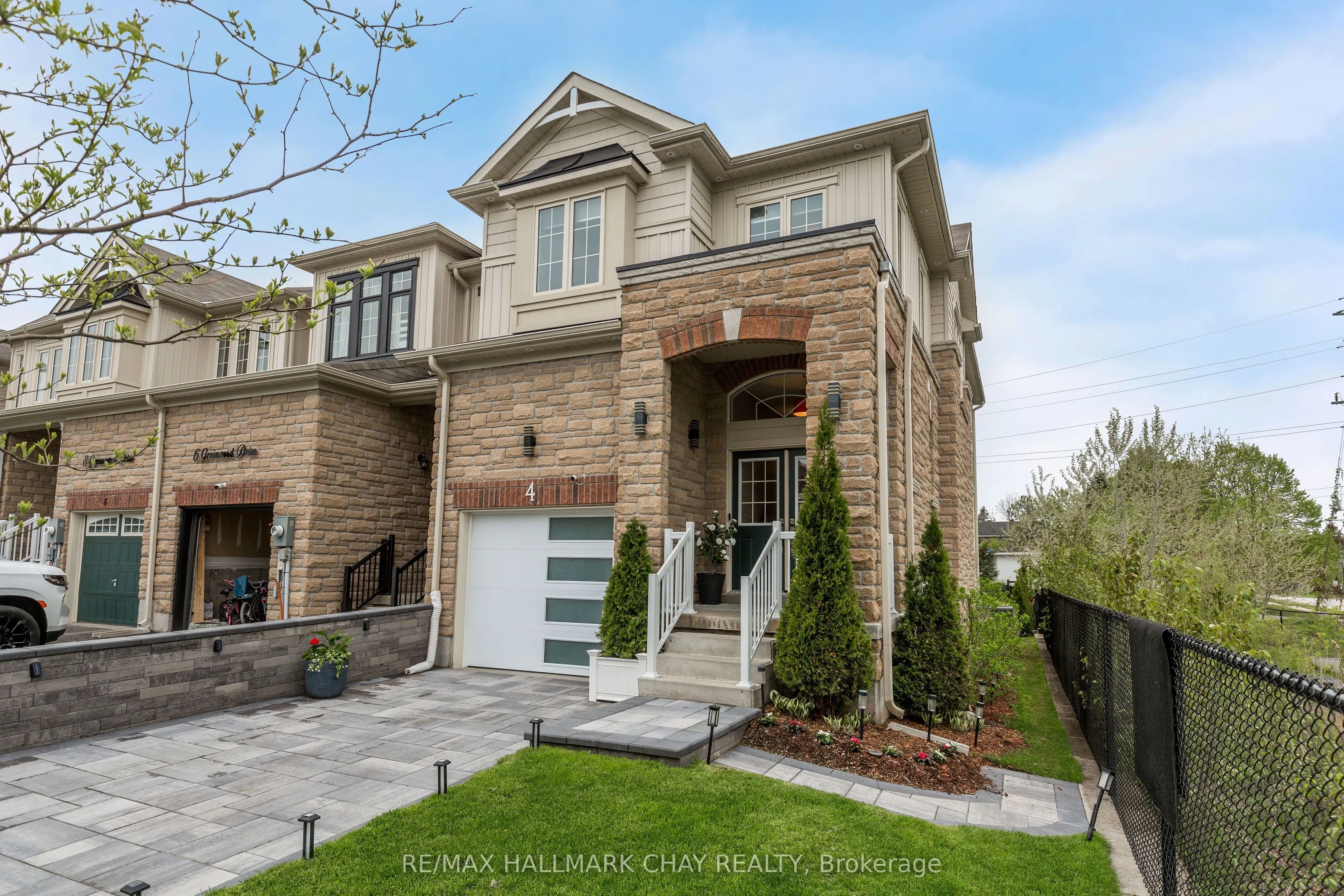 4 Greenwood Drive