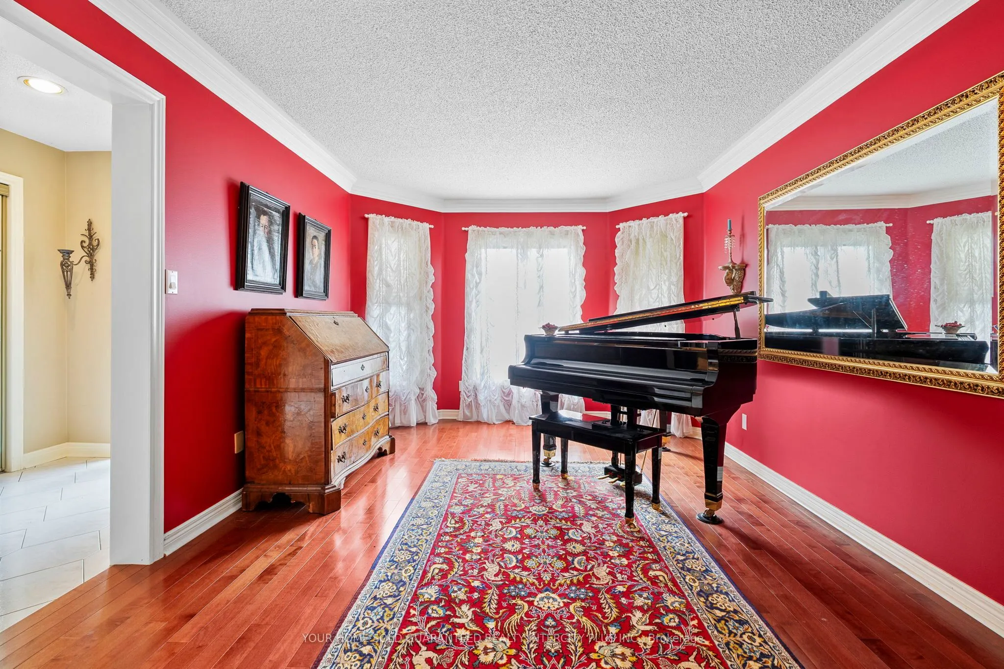 19 Mandolin Court