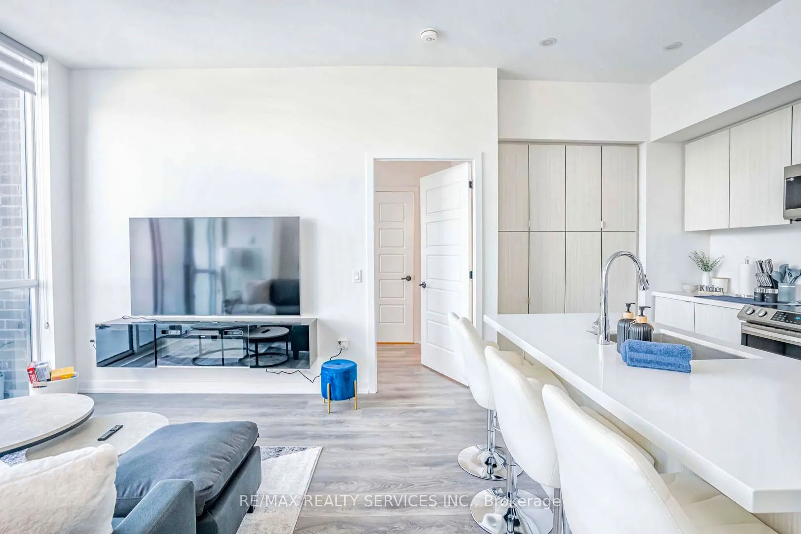 415 Sea Ray Avenue #403