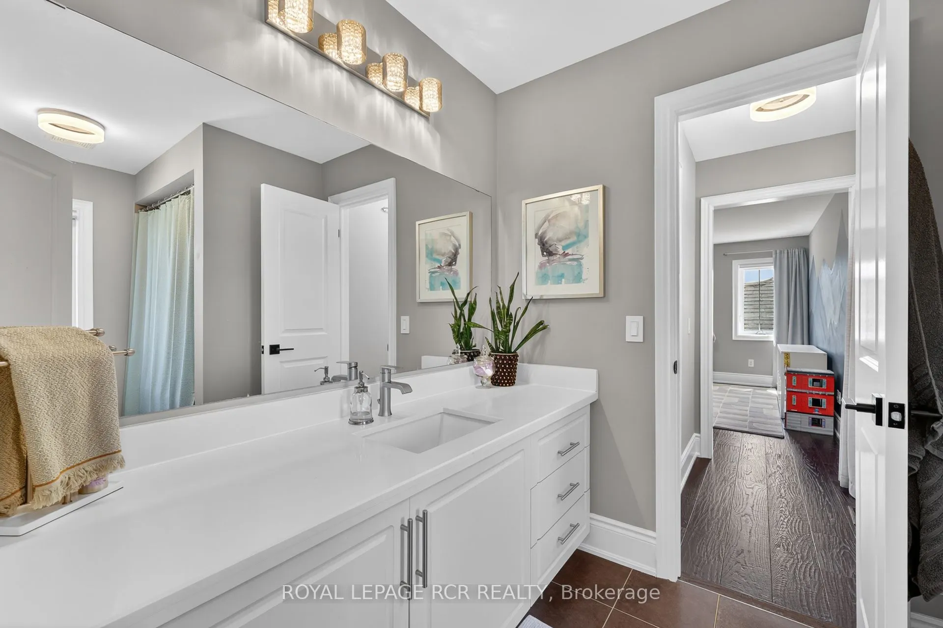 14 Emerald Heights Drive