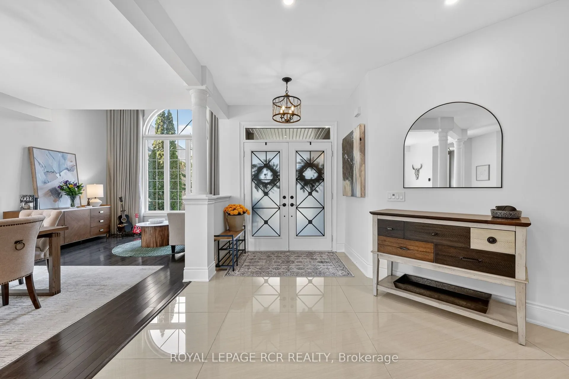 14 Emerald Heights Drive