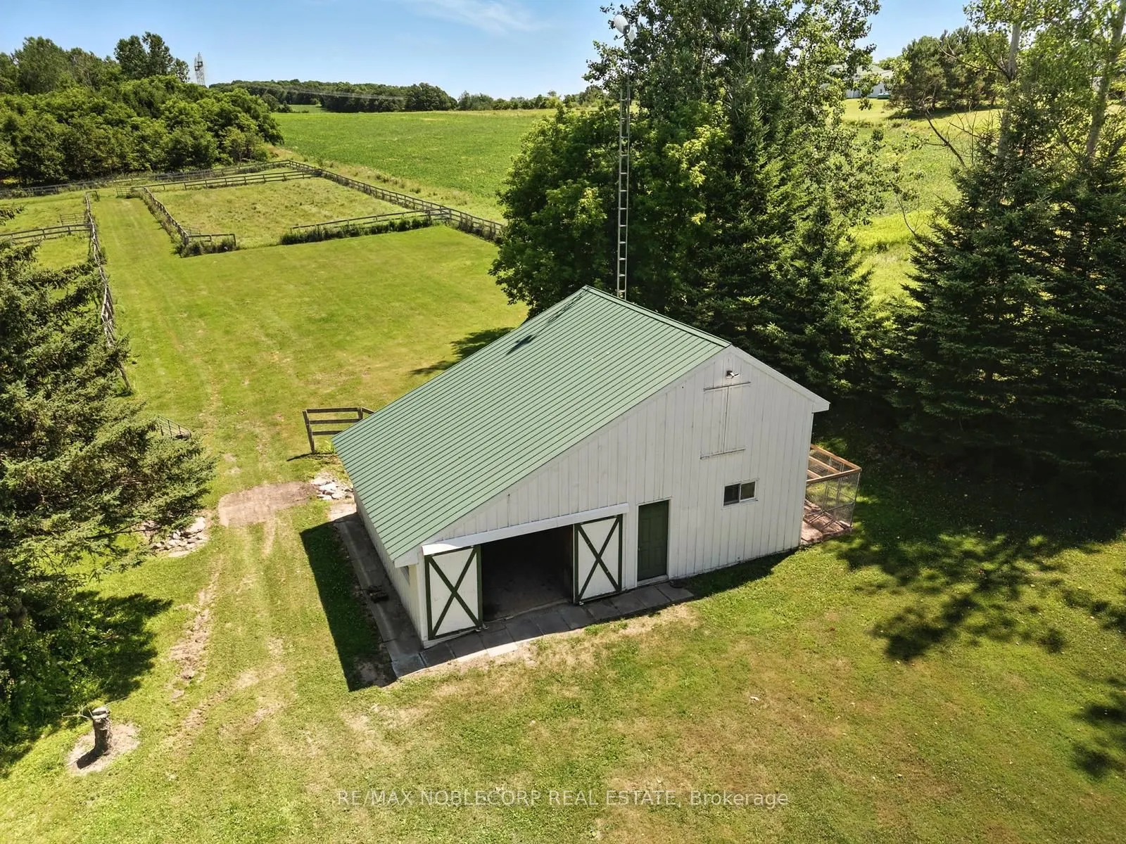 2037 15th Side Road