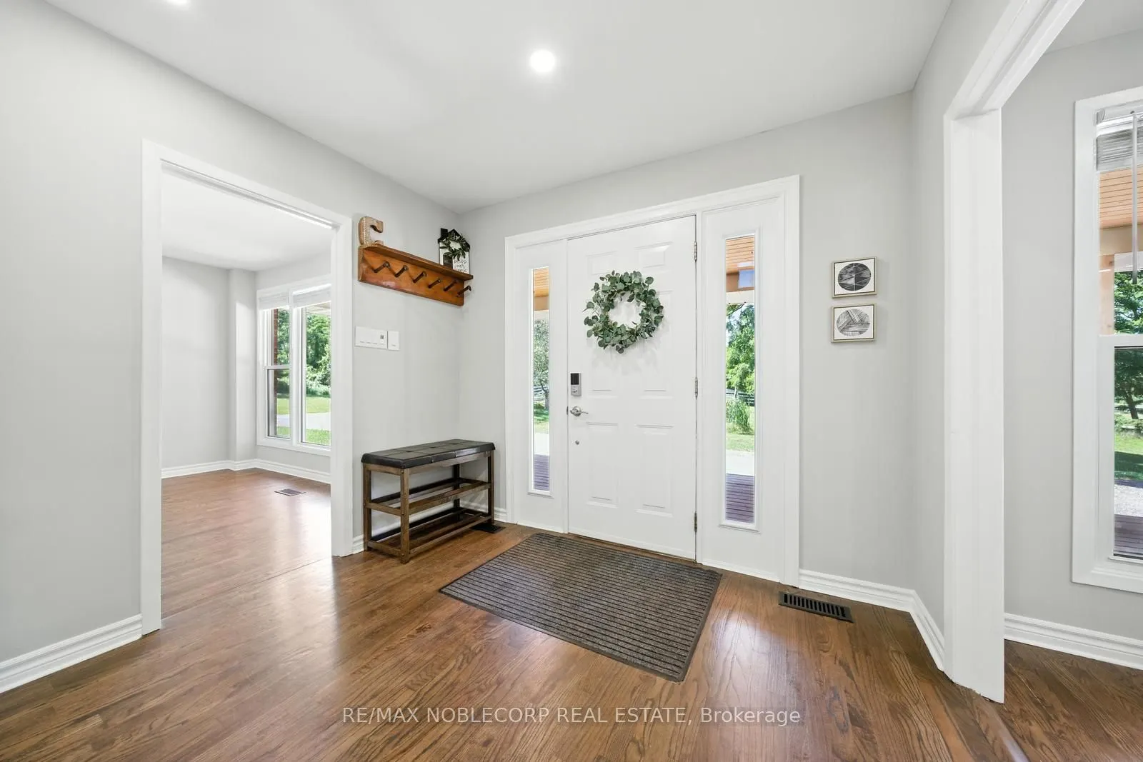 2037 15th Side Road