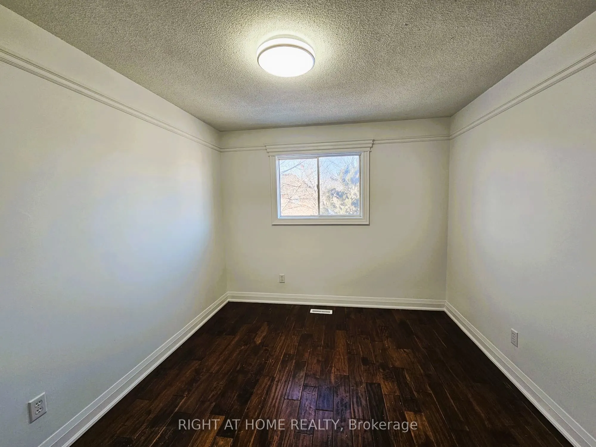 206 Fairwood Drive
