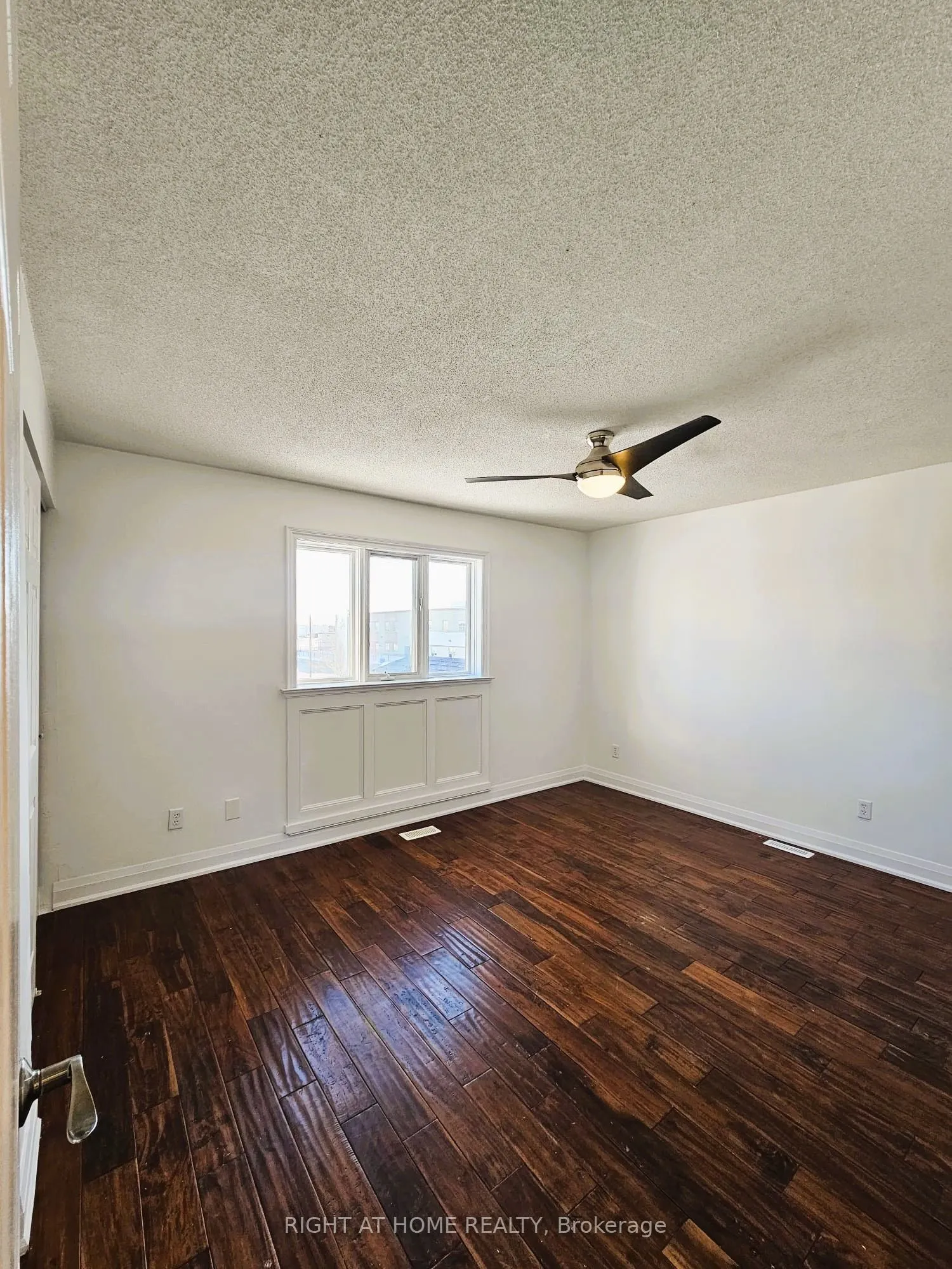206 Fairwood Drive
