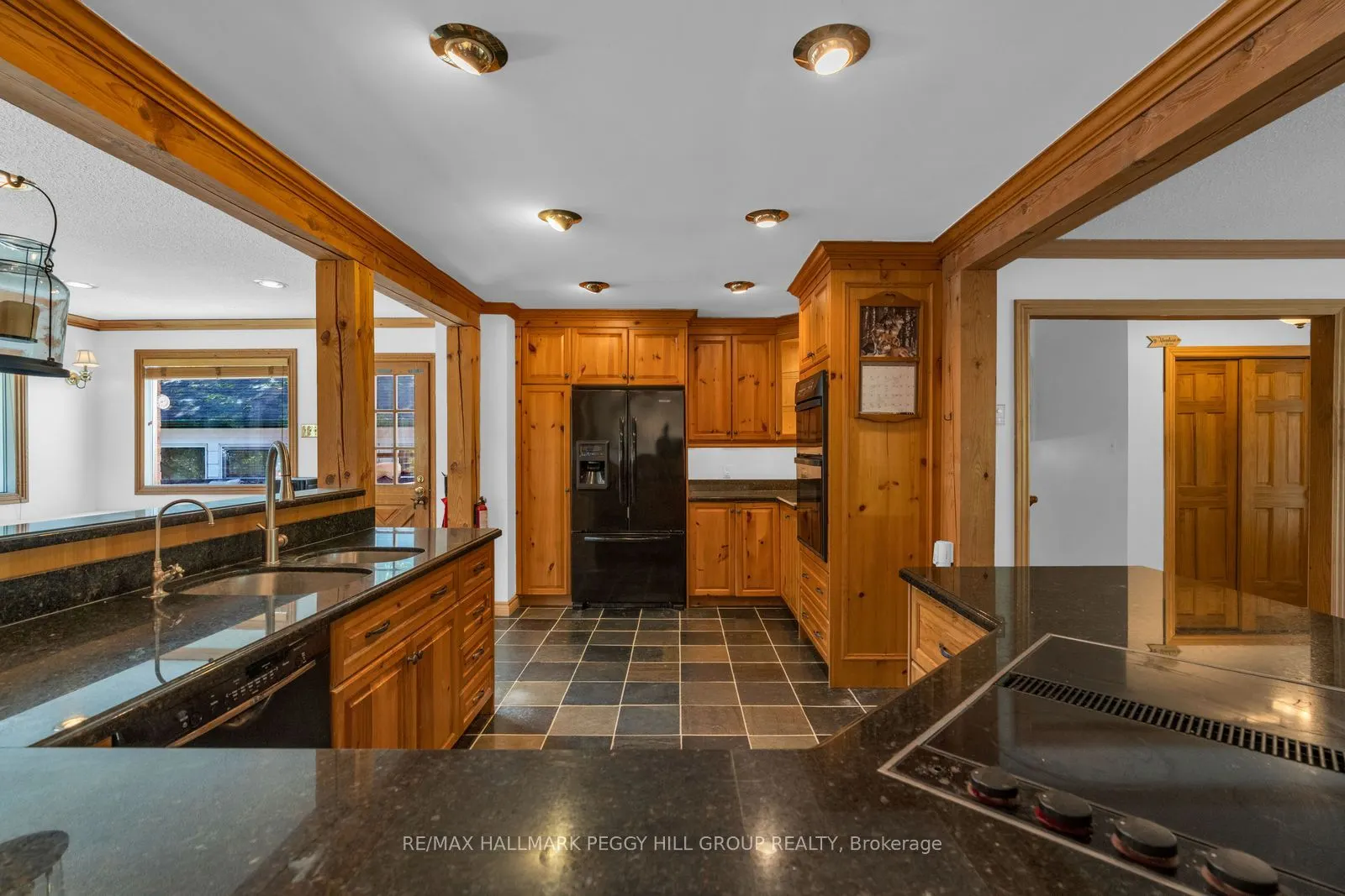 2145 18th Side Road