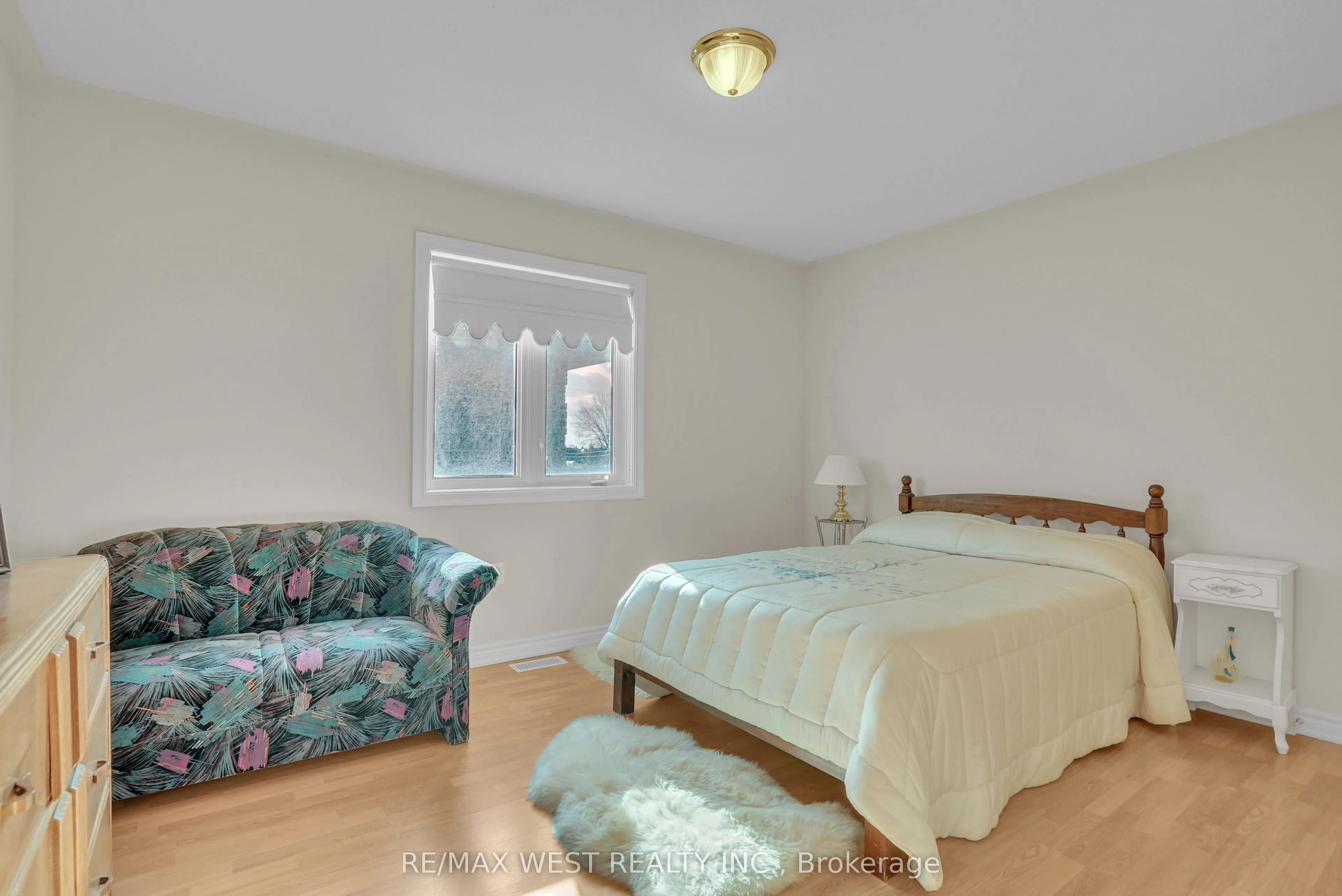 503 Simcoe Road