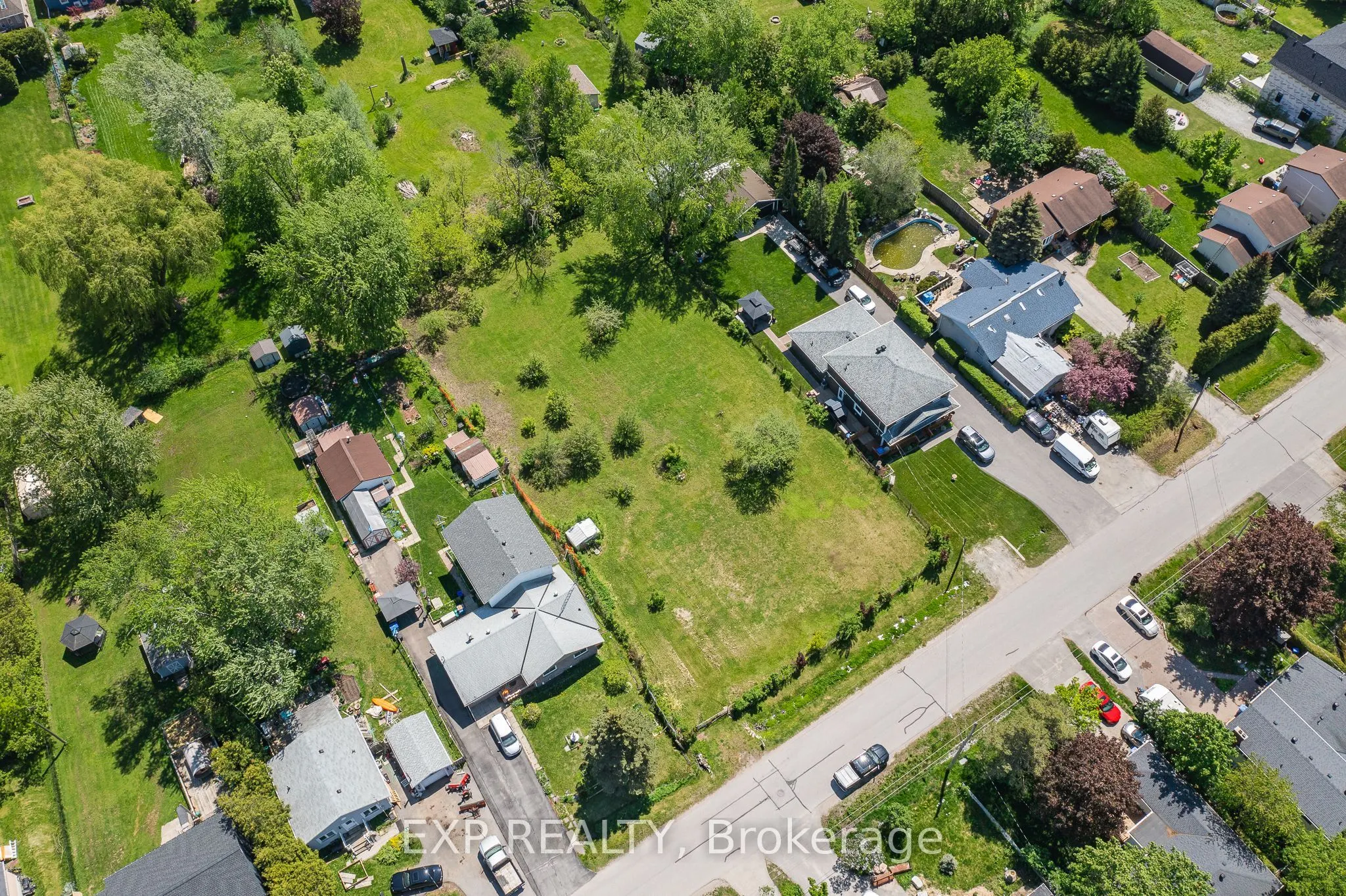 277-279 Annshiela Drive