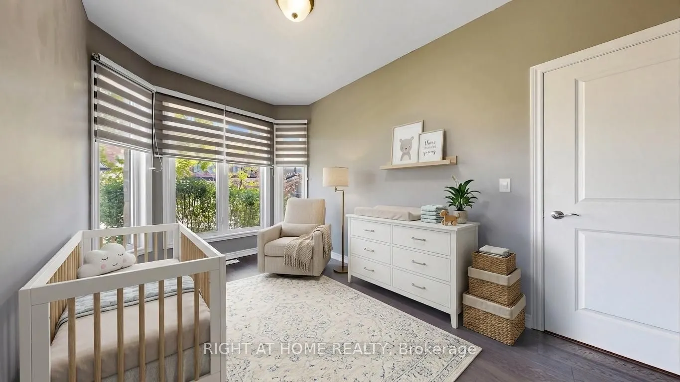 126 Kingsmere Crescent